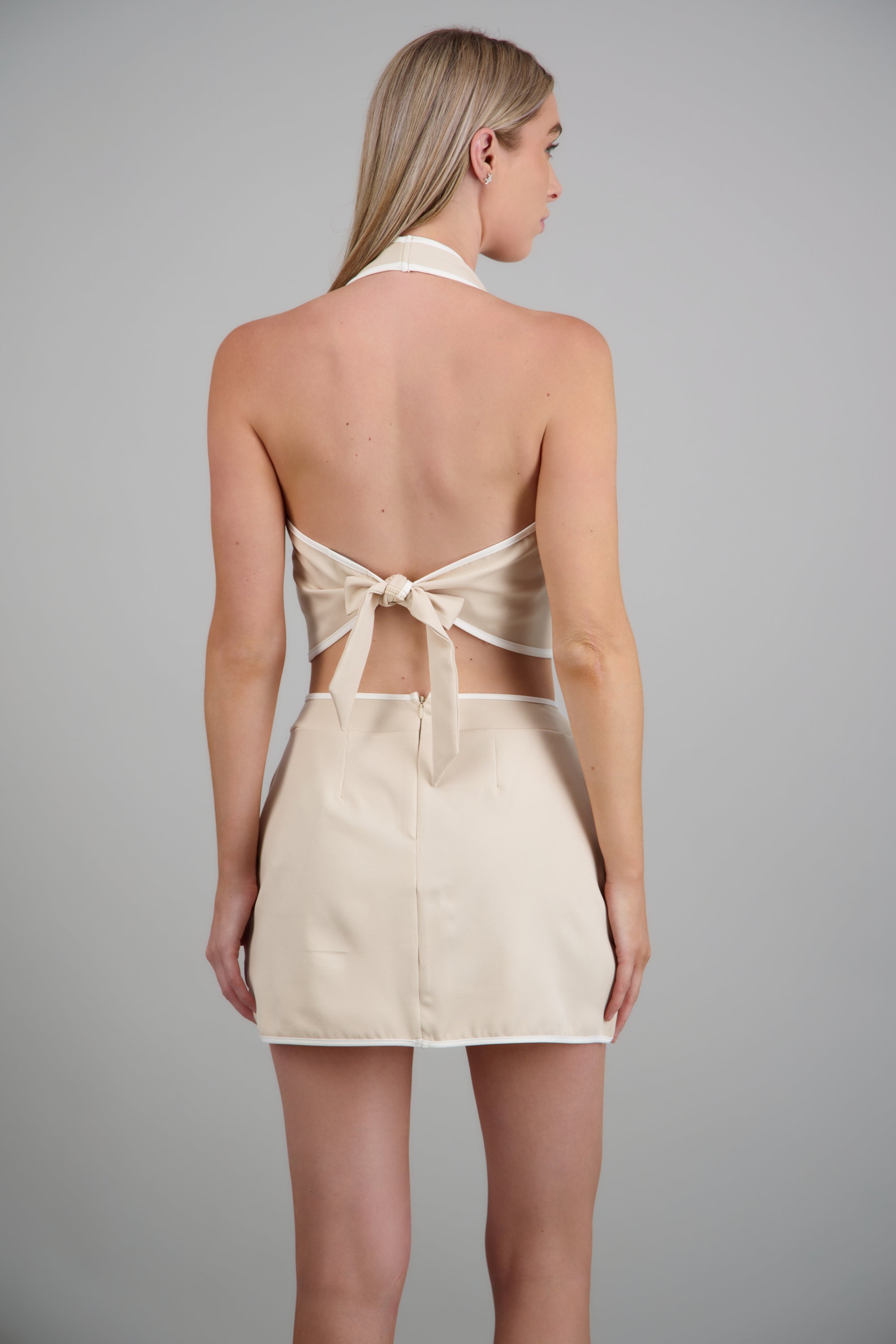chaleco cuello halter contraste ARENA