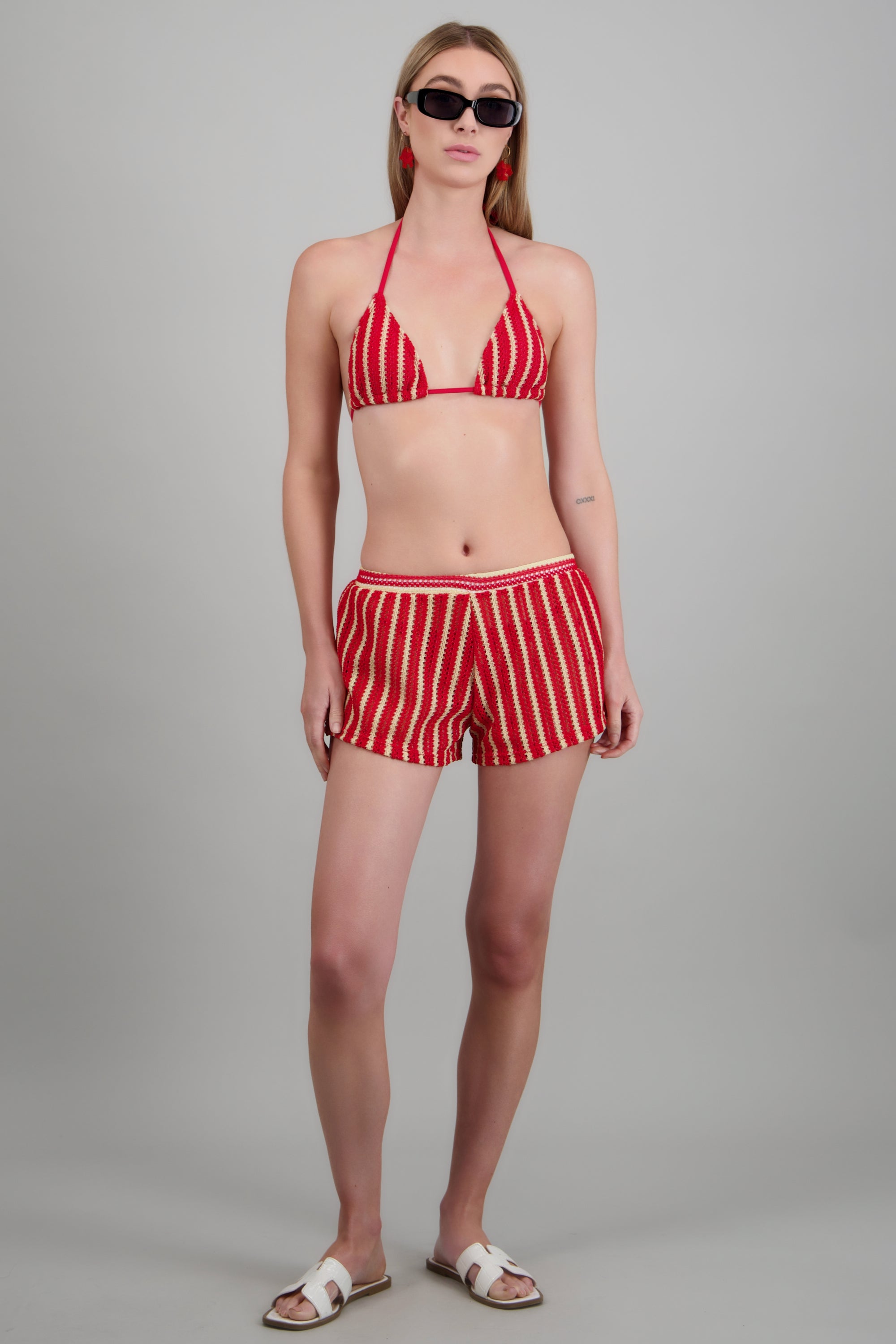 BIKINI 3PZ LINEAS TIPO CROCHET ROJO