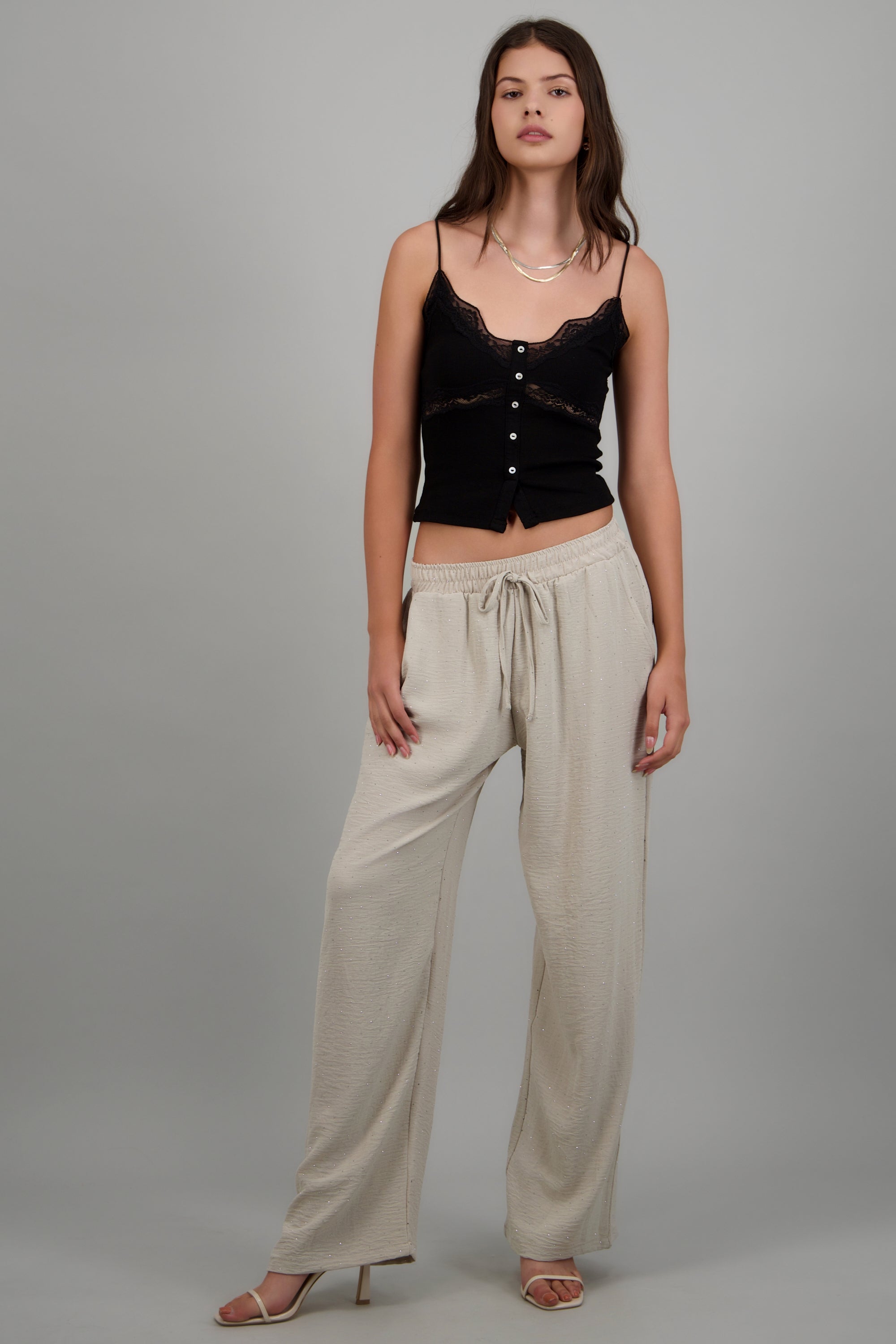 Pantalon ligero detalle brillos BEIGE