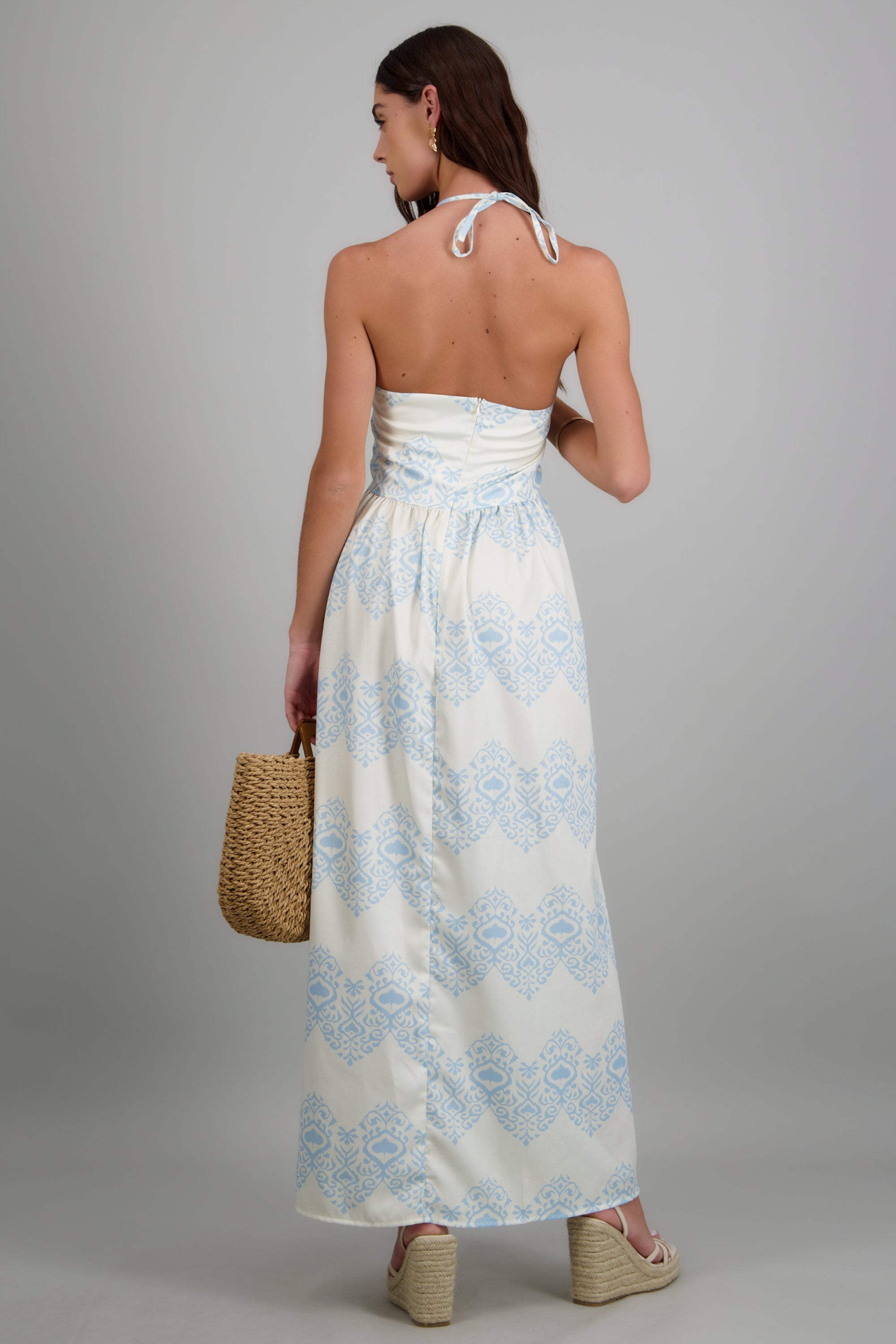 Vestido maxi estampado detalle escote AZUL PASTEL