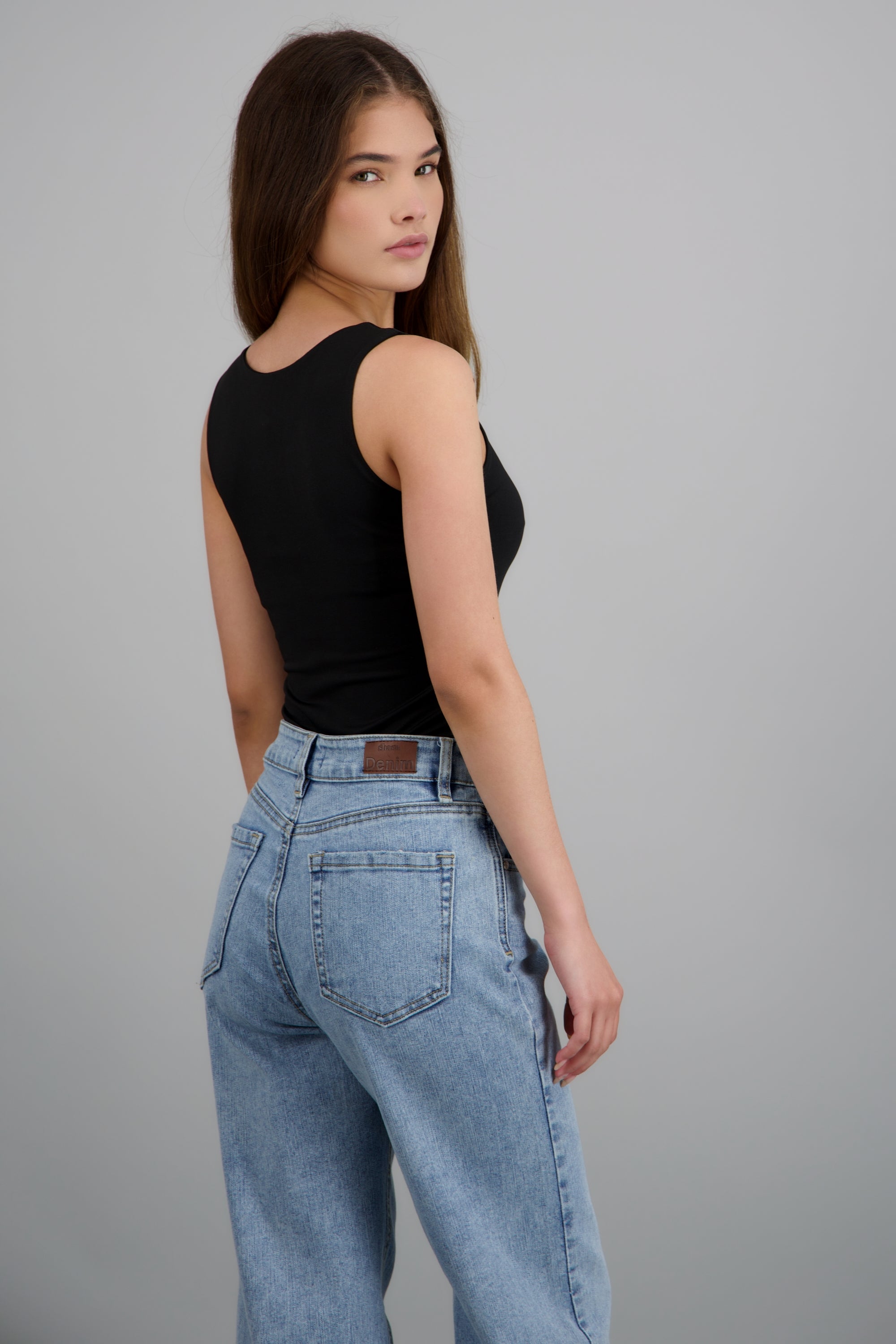 Body sin mangas cuello redondo NEGRO