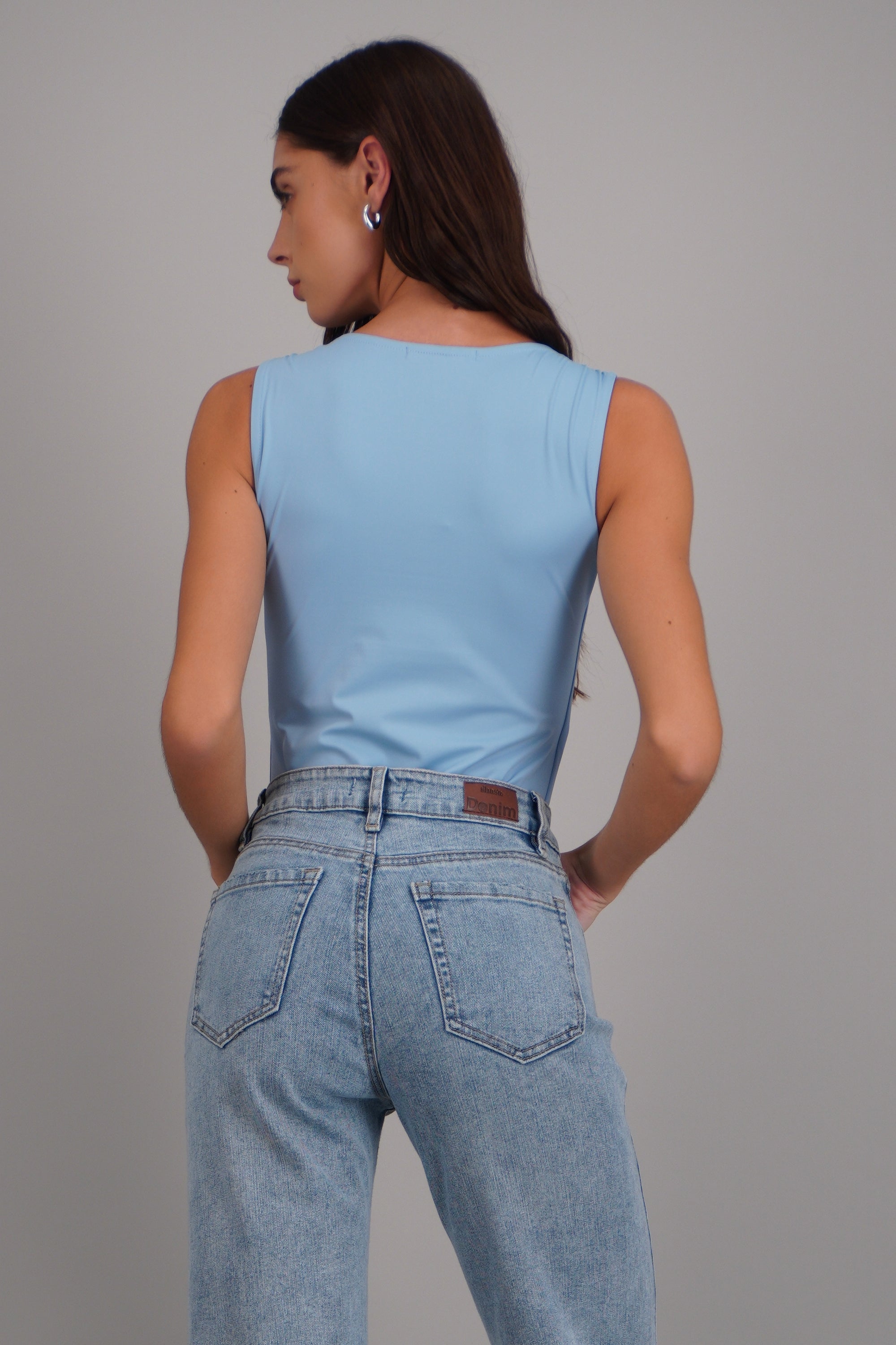 Bodysuit escote cuadrado sin mangas AZUL PASTEL
