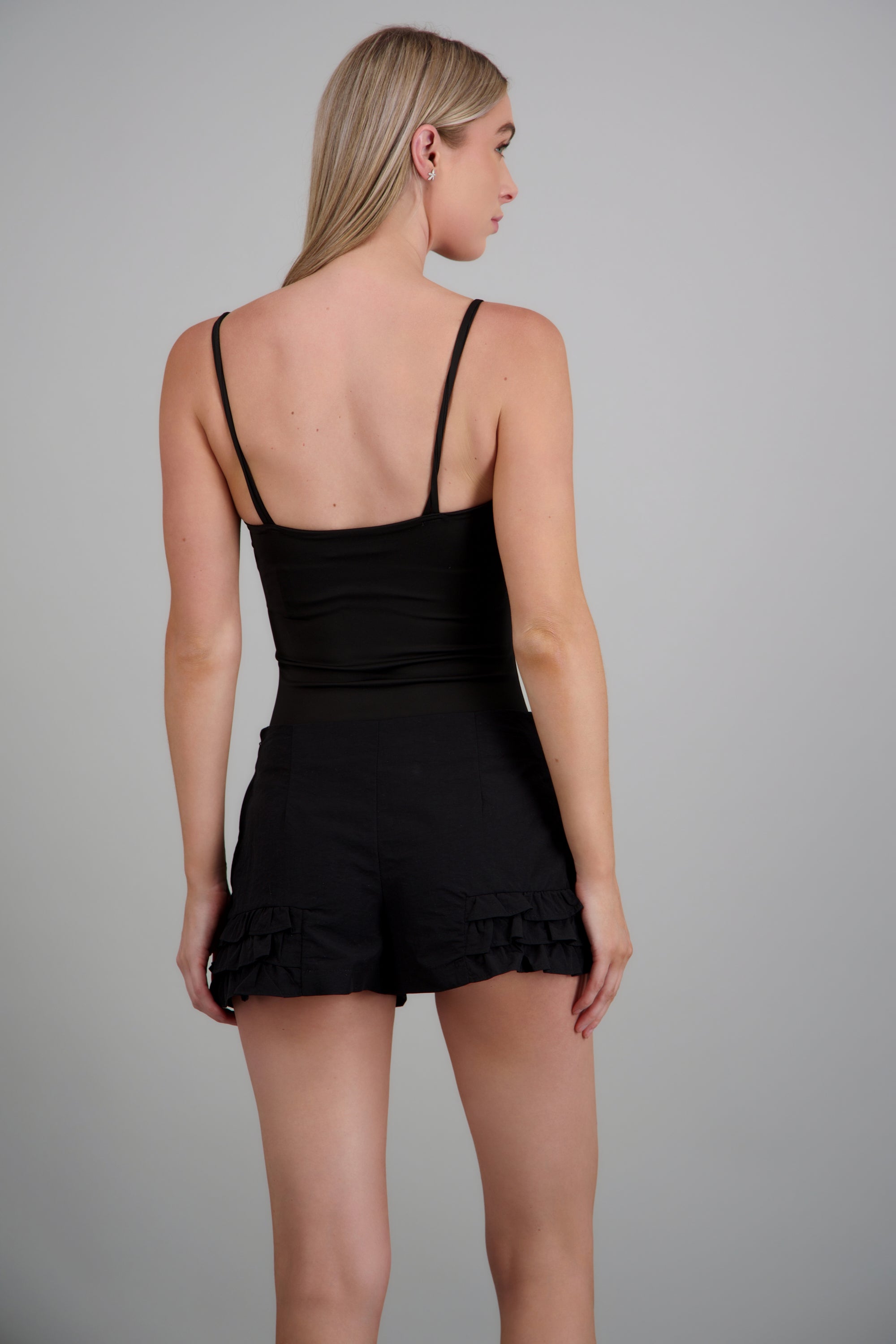 bodysuit escote recto detalle metálico NEGRO