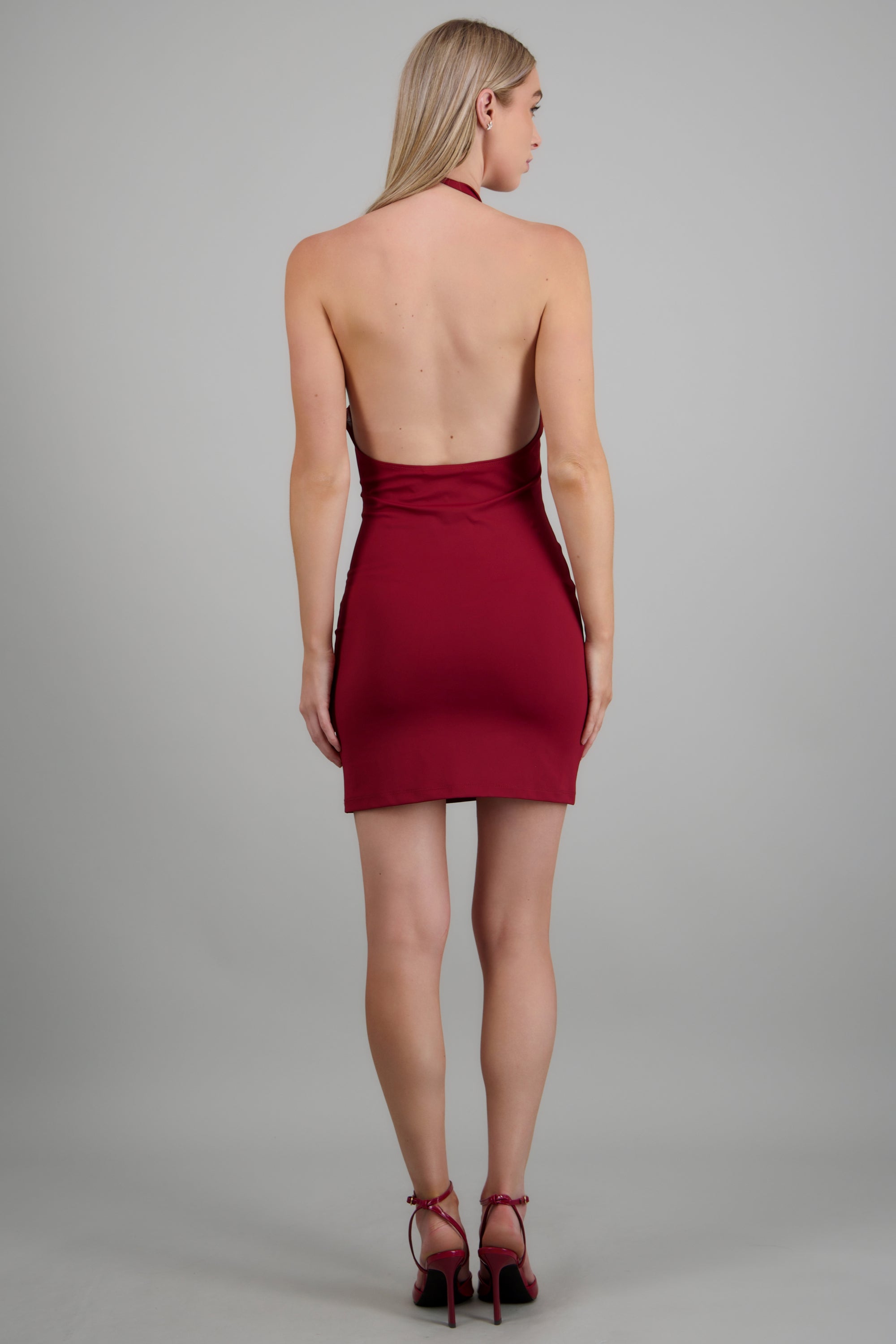 Vestido mini halter escote cascada VINO