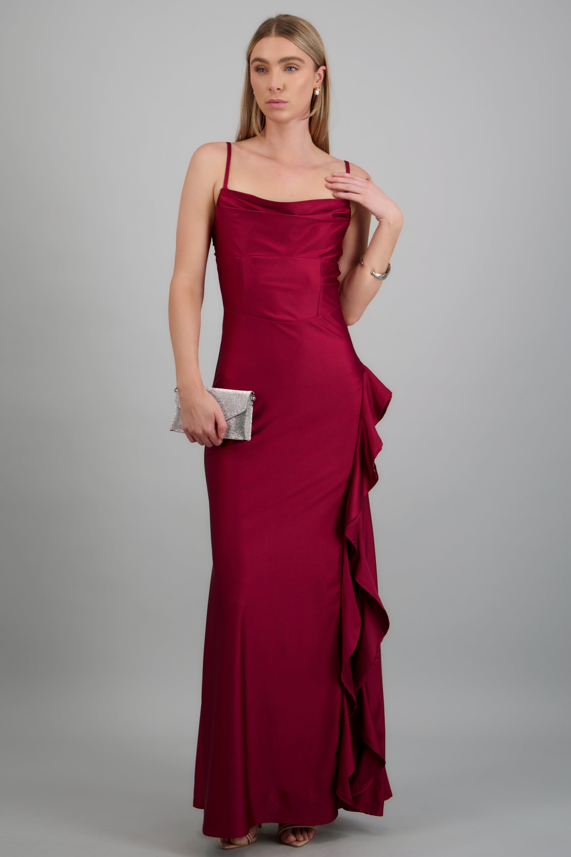 Vestido maxi detalle olan CIRUELA