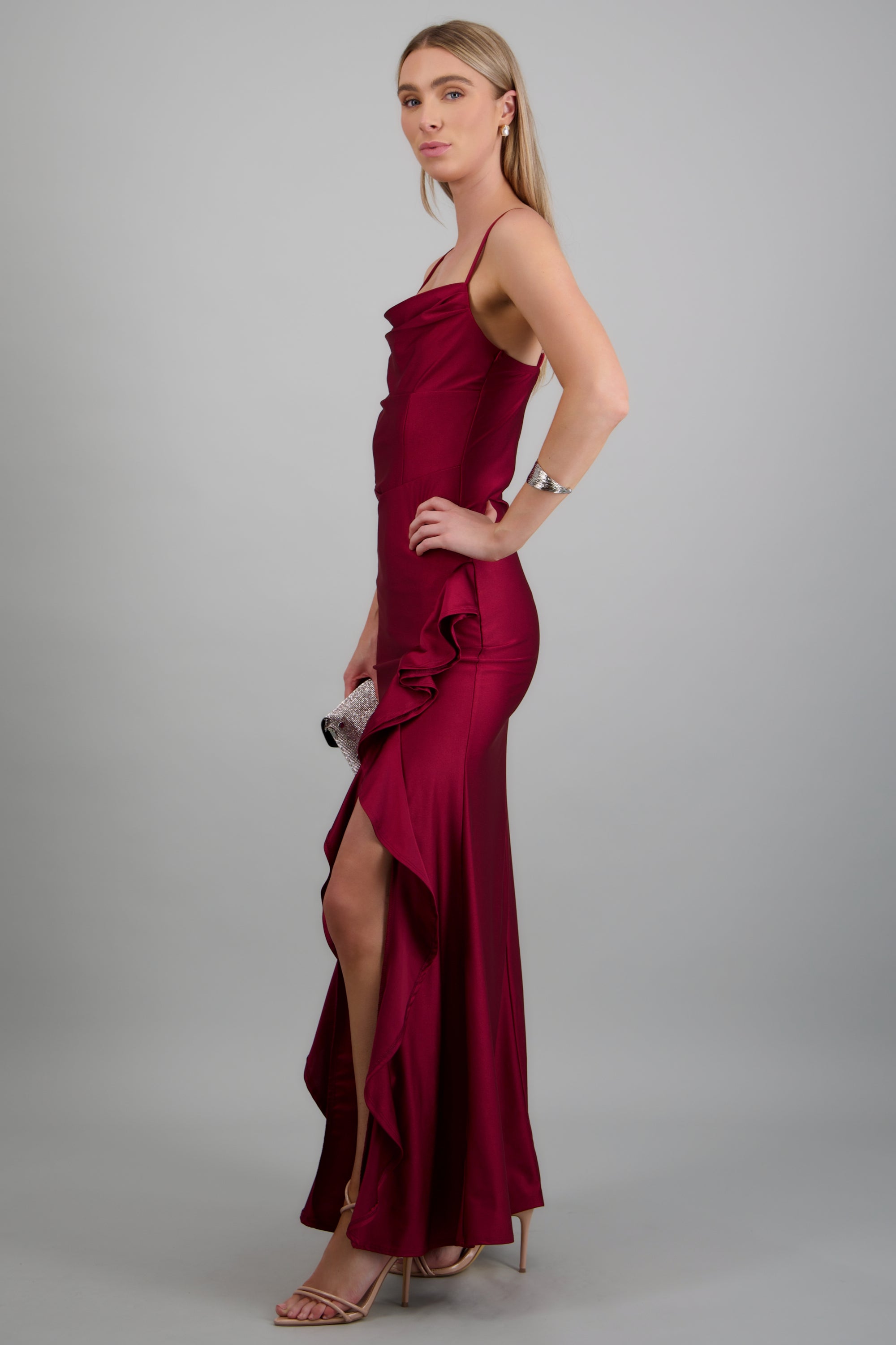 Vestido maxi detalle olan CIRUELA