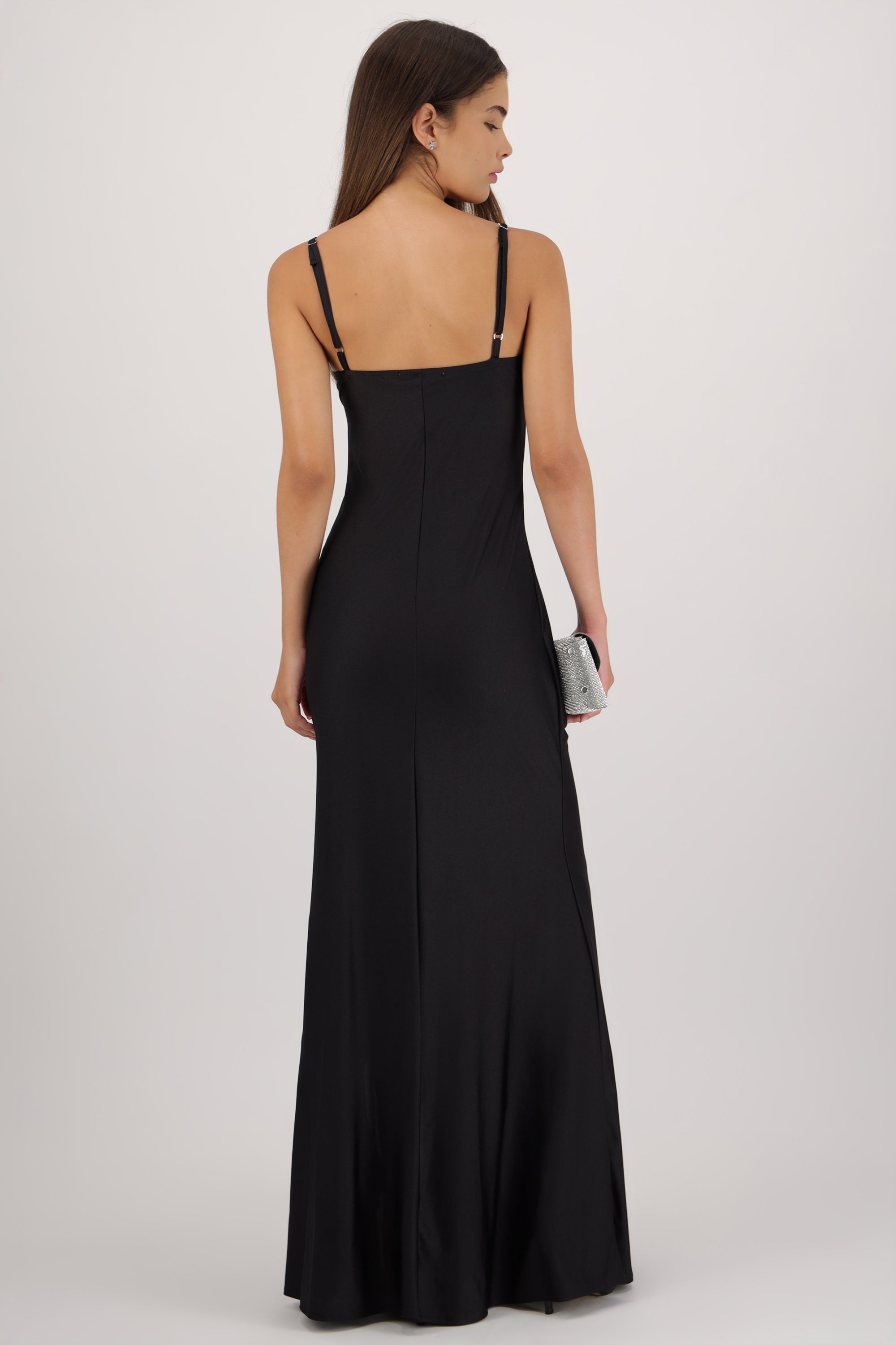 Vestido maxi detalle olan NEGRO