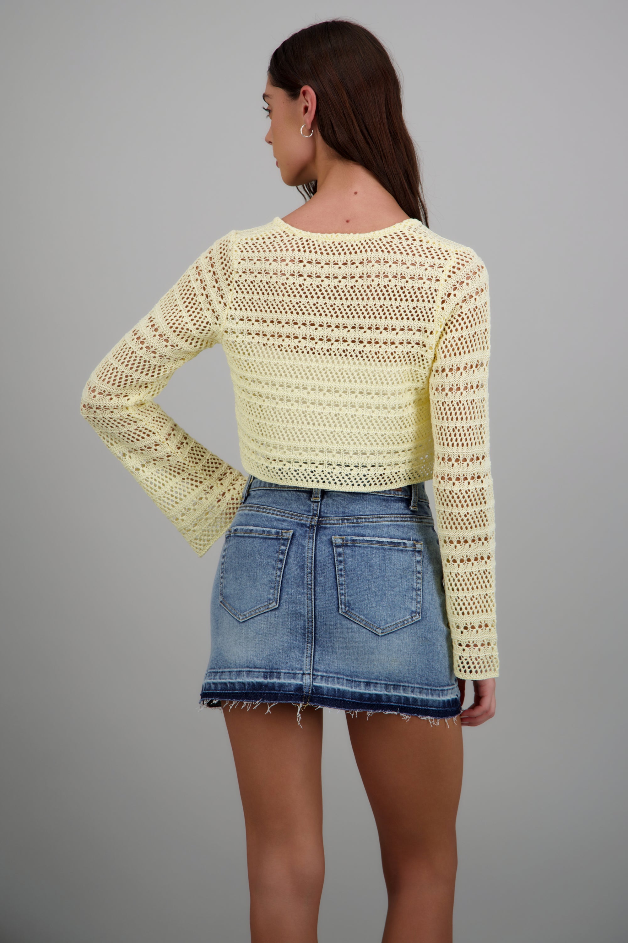 Cardigan crop calado AMARILLO PASTEL
