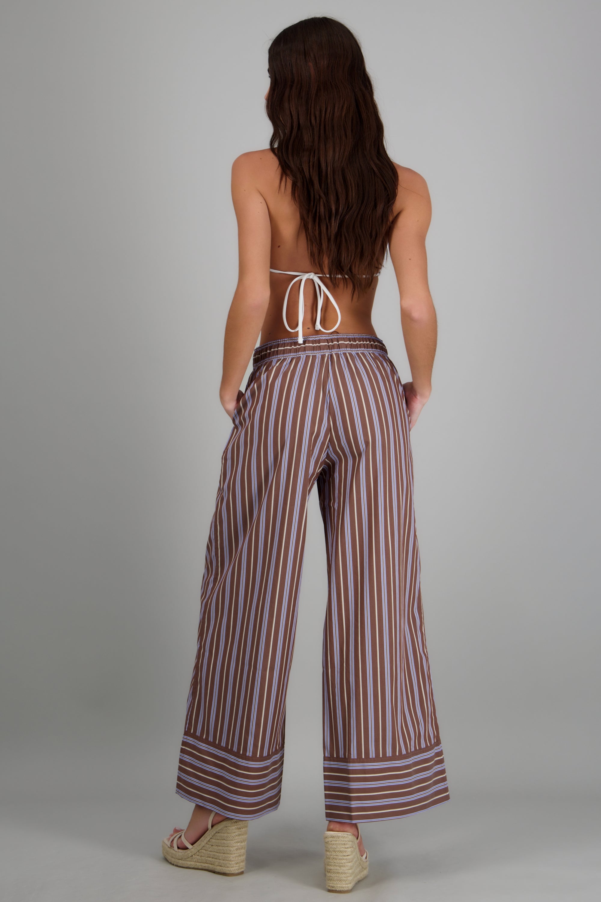 Pantalones lineas resortes CAFE COMBO