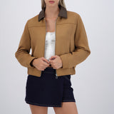 Chamarra suede contraste cuello