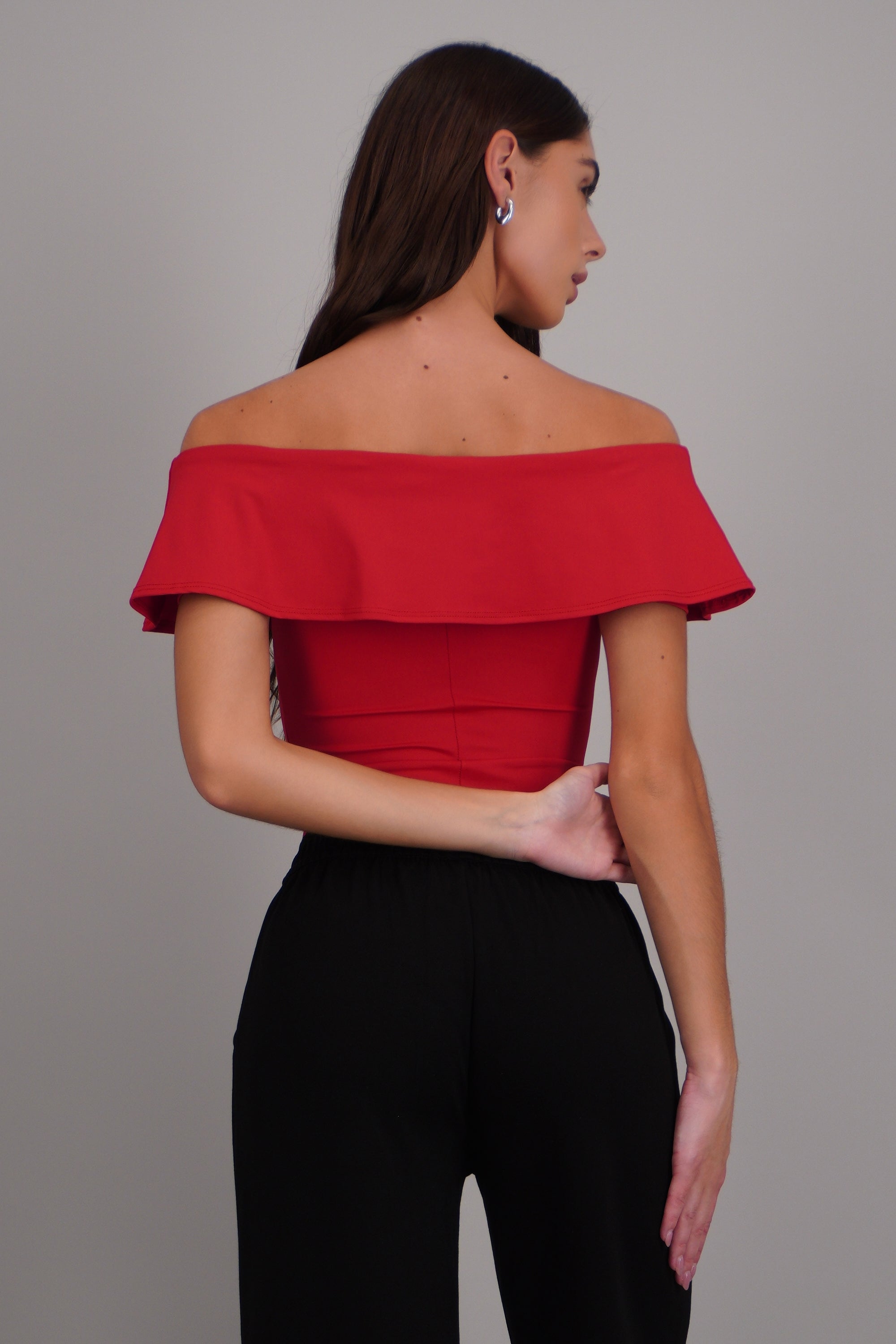 Bodysuit off shoulder detalle olan ROJO