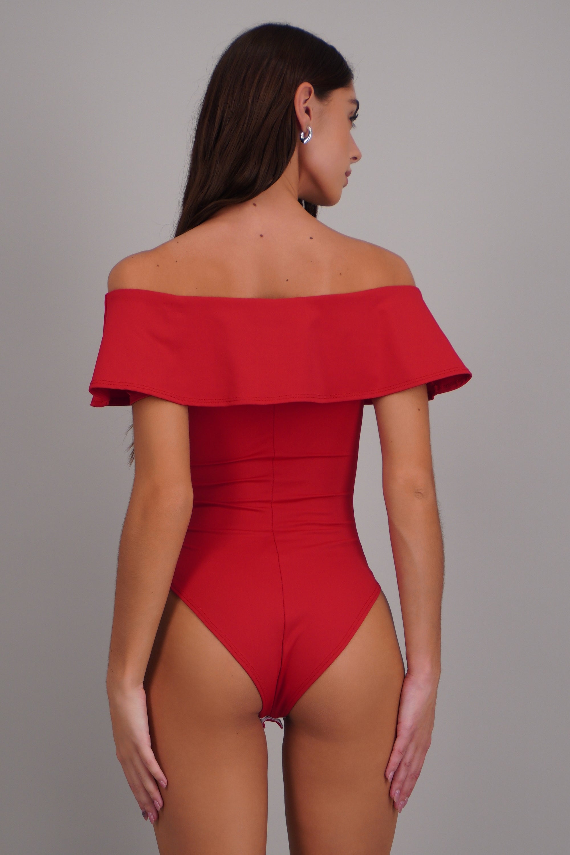 Bodysuit off shoulder detalle olan ROJO