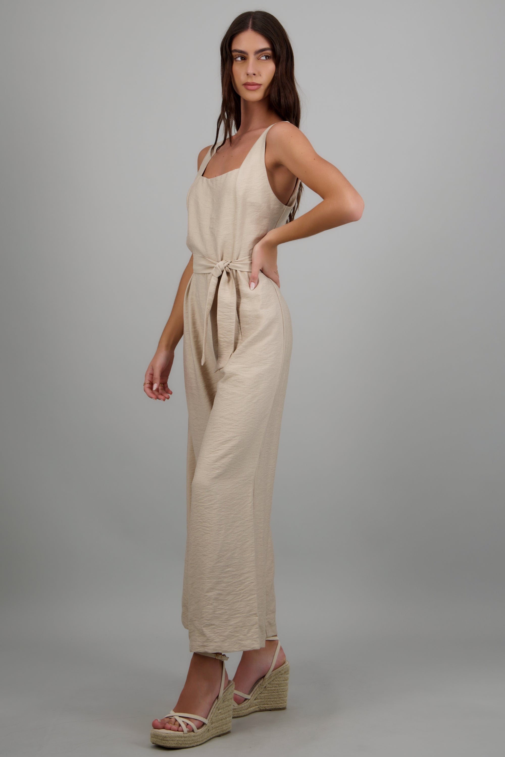 Jumpsuit escote cuadrado detalle textura ARENA