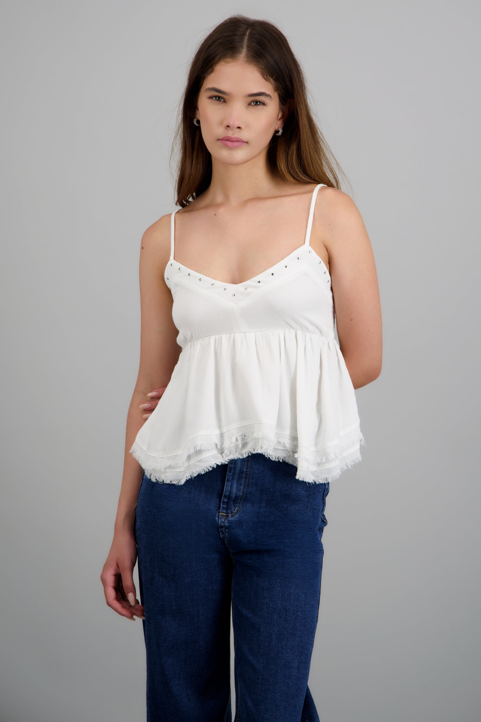 Top tirantes detalle studs BLANCO