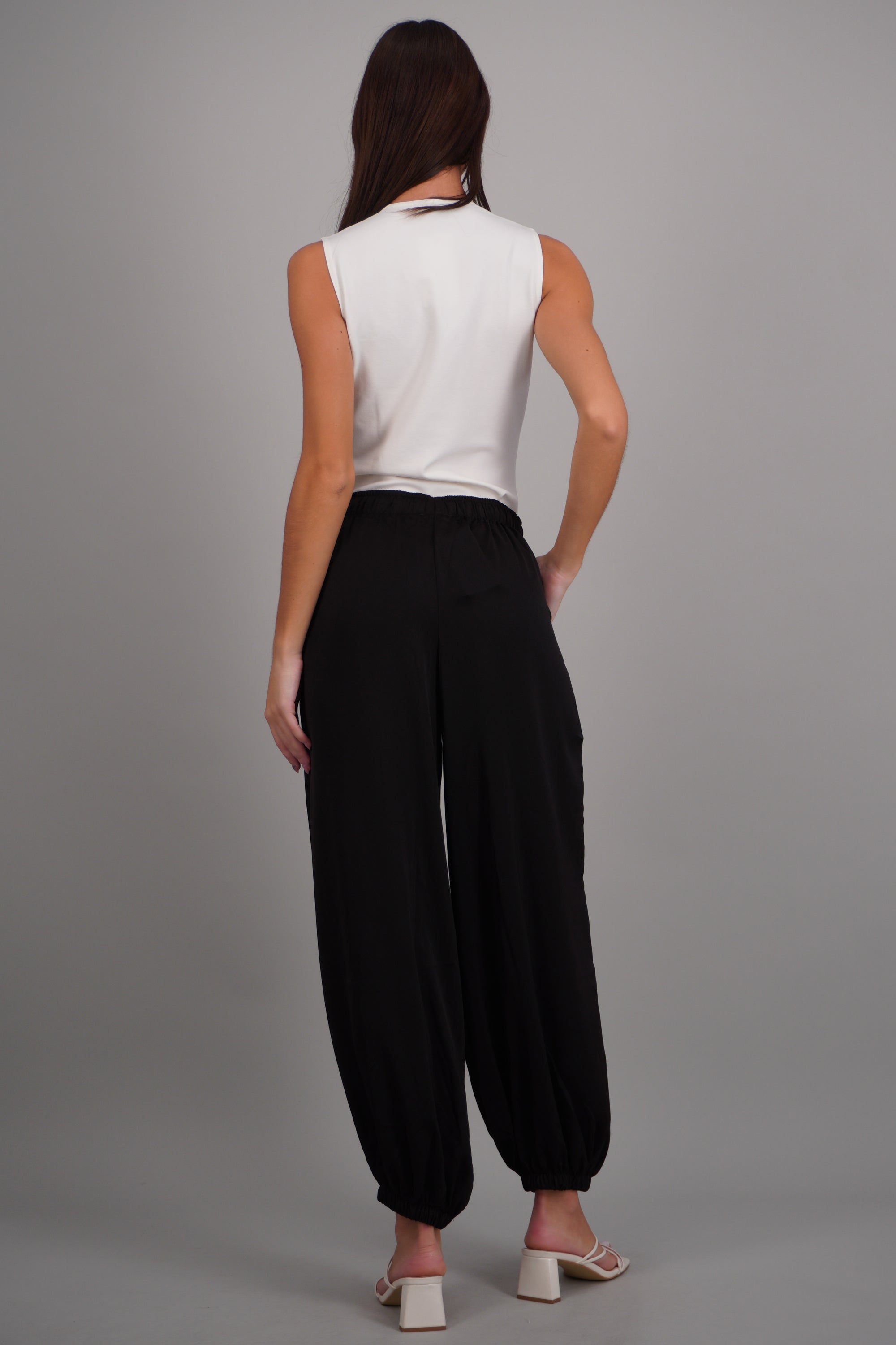 Pantalon satinado efecto globo NEGRO