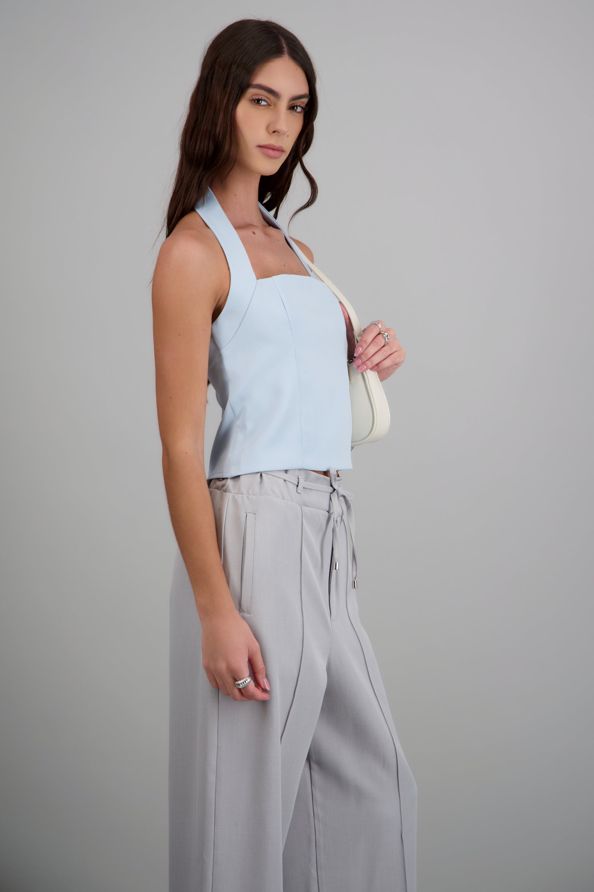 Top sastreado halter AZUL CIELO