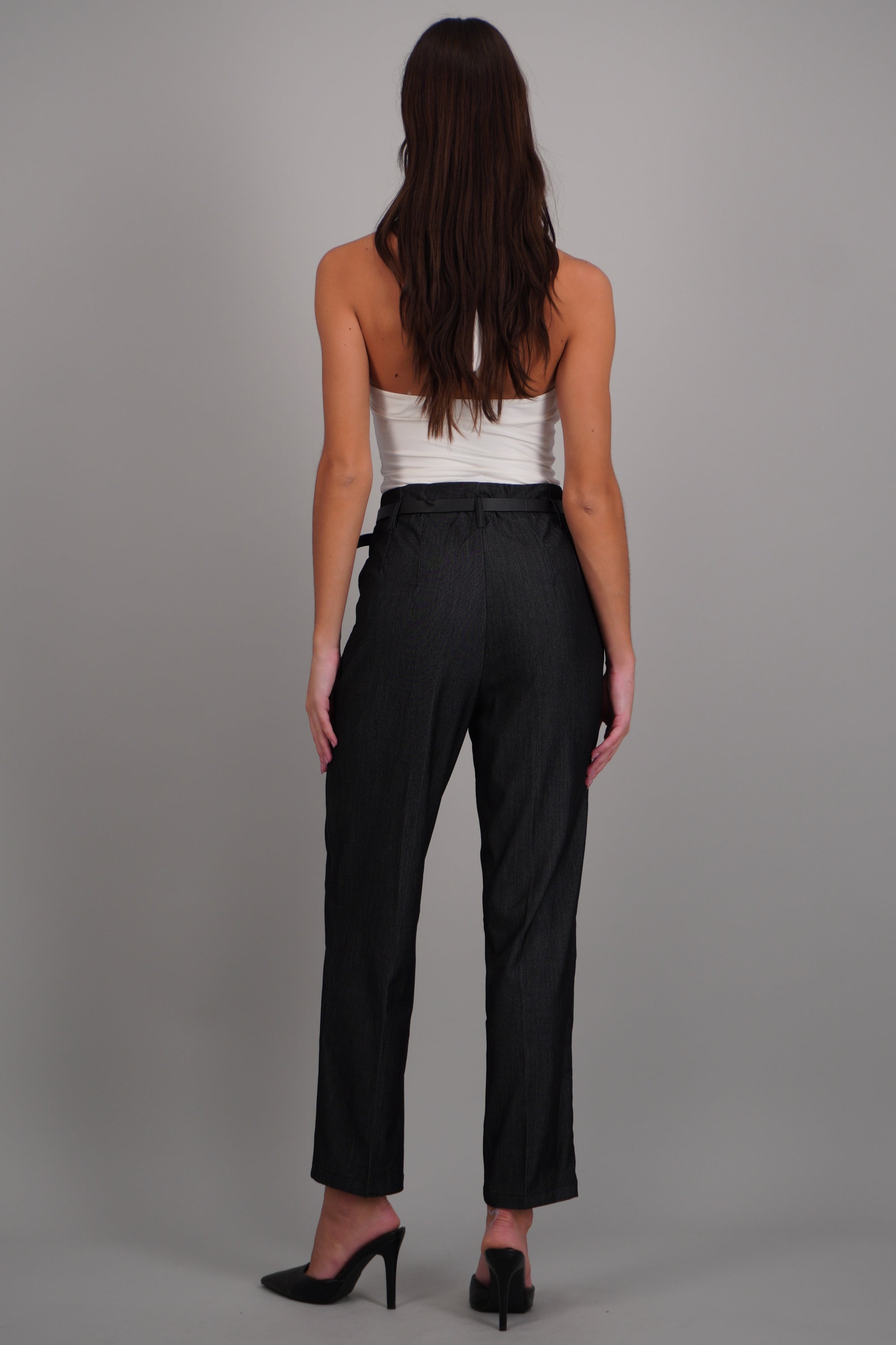 pantalon recto detalle cinturón NEGRO