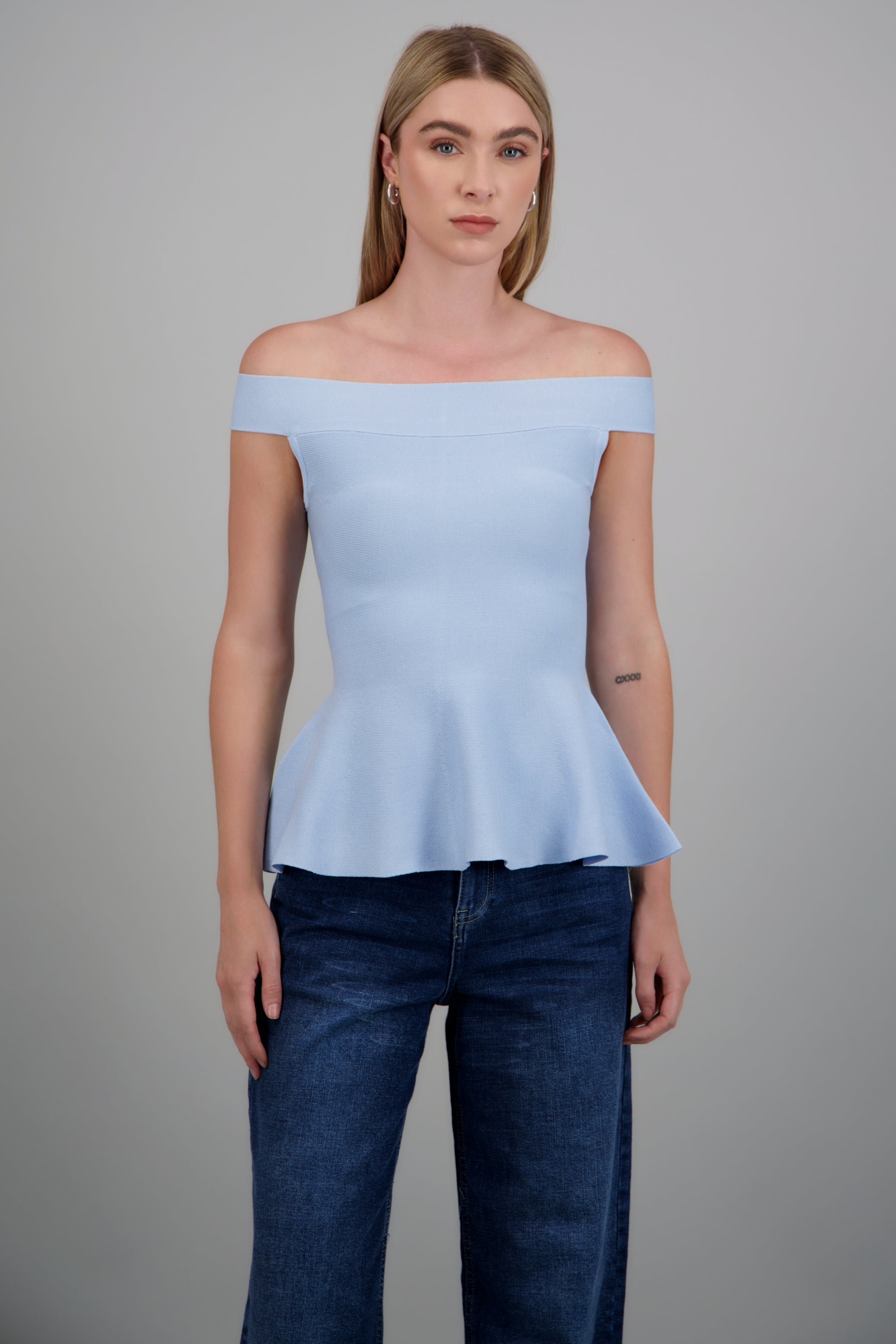 Top off shoulder knit peplum AZUL PASTEL