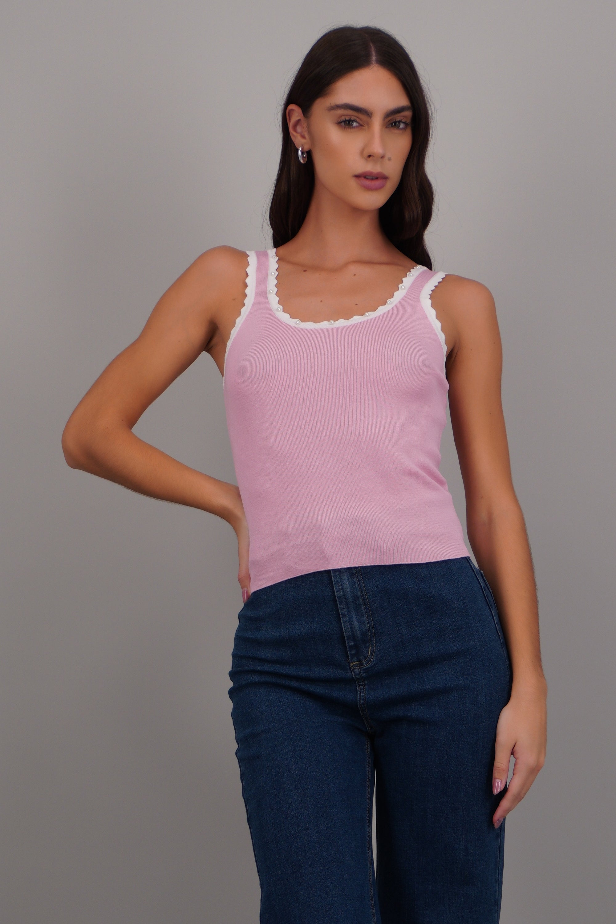 Top rib detalle perlas escote ROSA COMBO