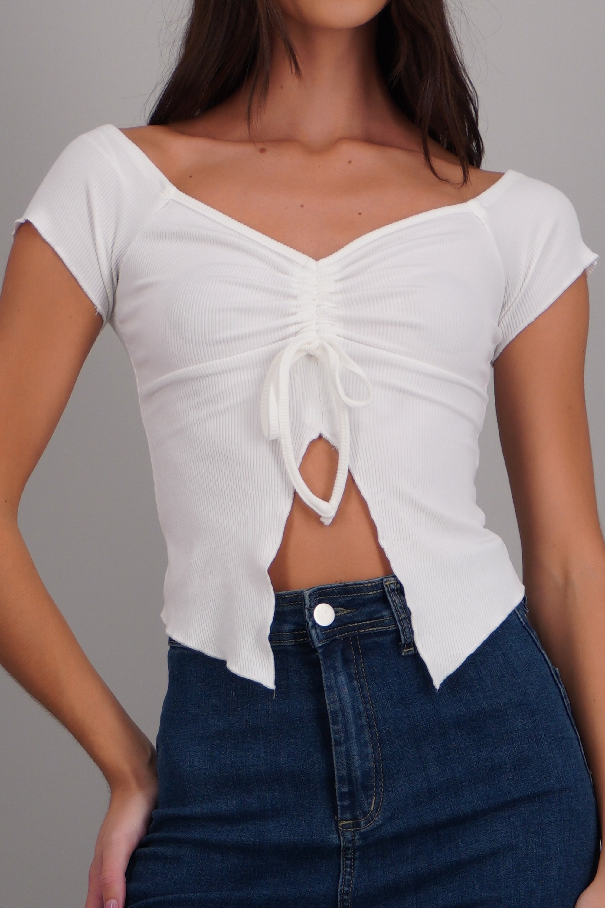 Top manga corta amarre escote BLANCO