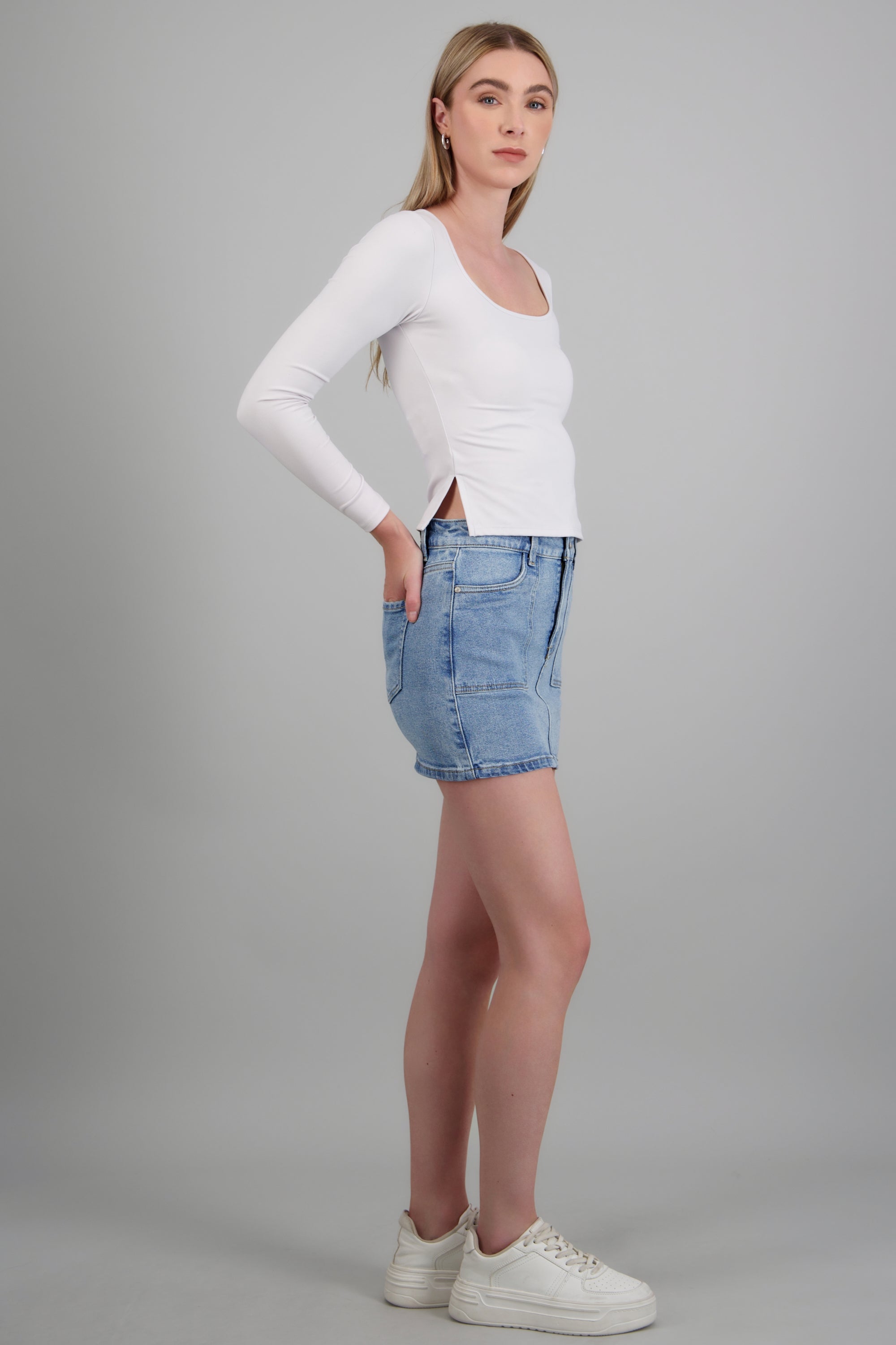 Falda básica bolsas MEDIUM WASH