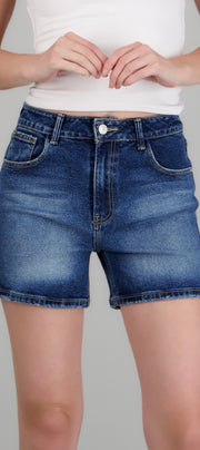 MEDIUM WASH