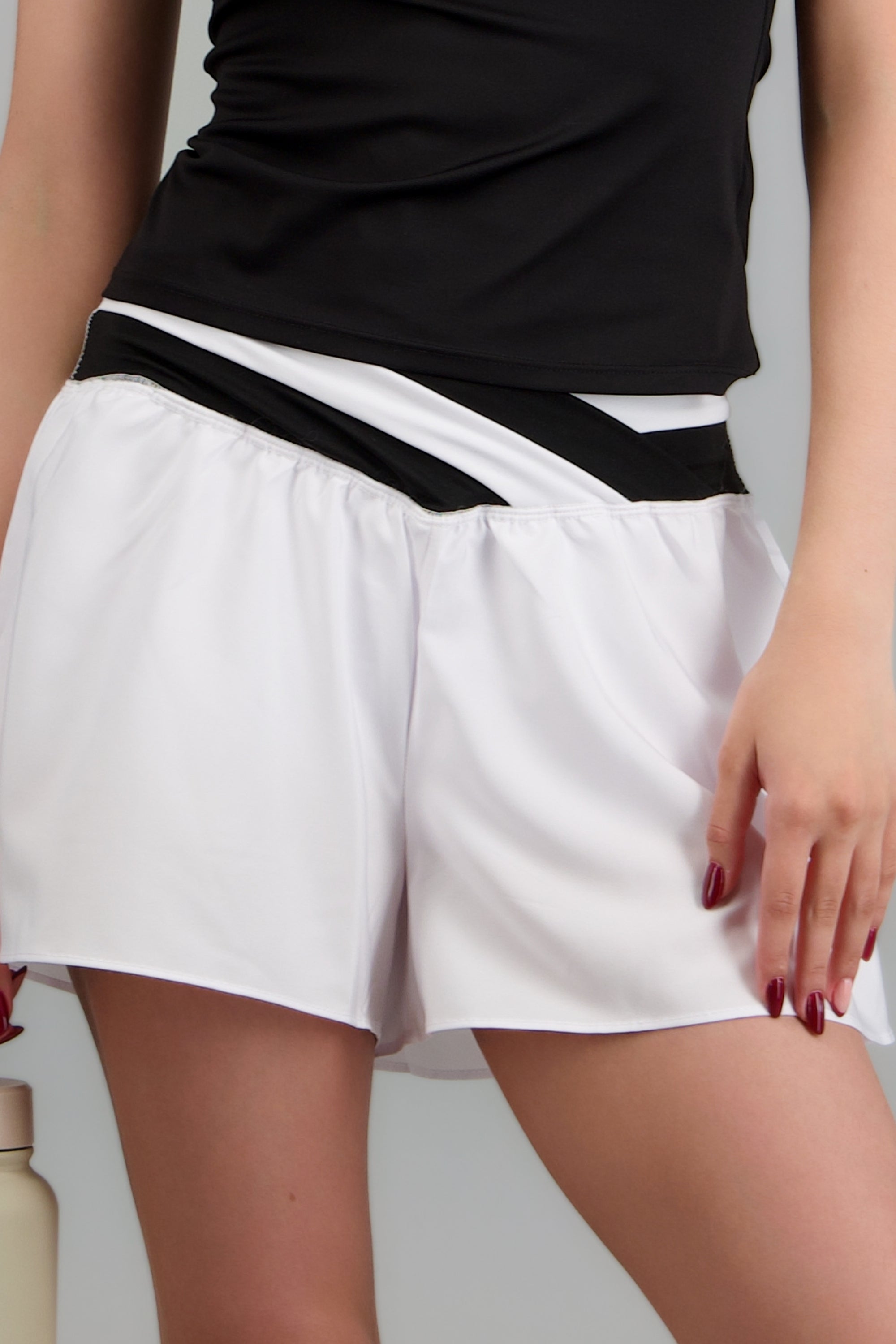 Shorts pretina cruzada contraste BLANCO COMBO