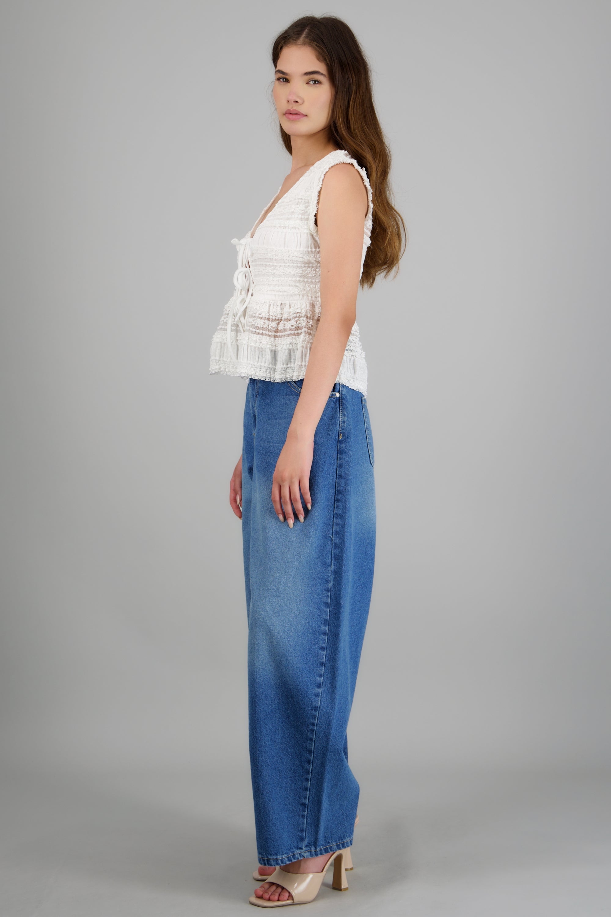 Jeans barrel amplio básico MEDIUM WASH