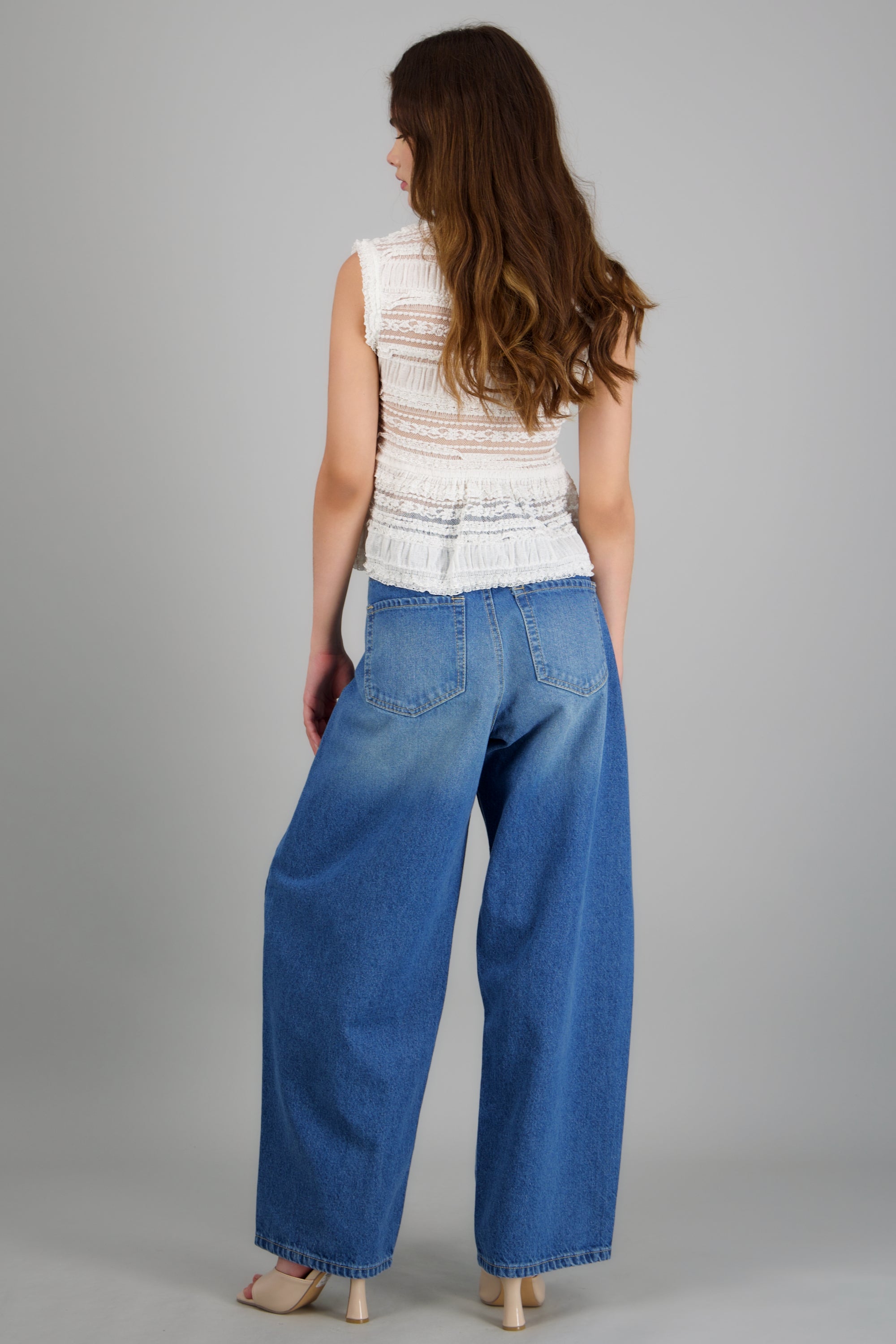 Jeans barrel amplio básico MEDIUM WASH