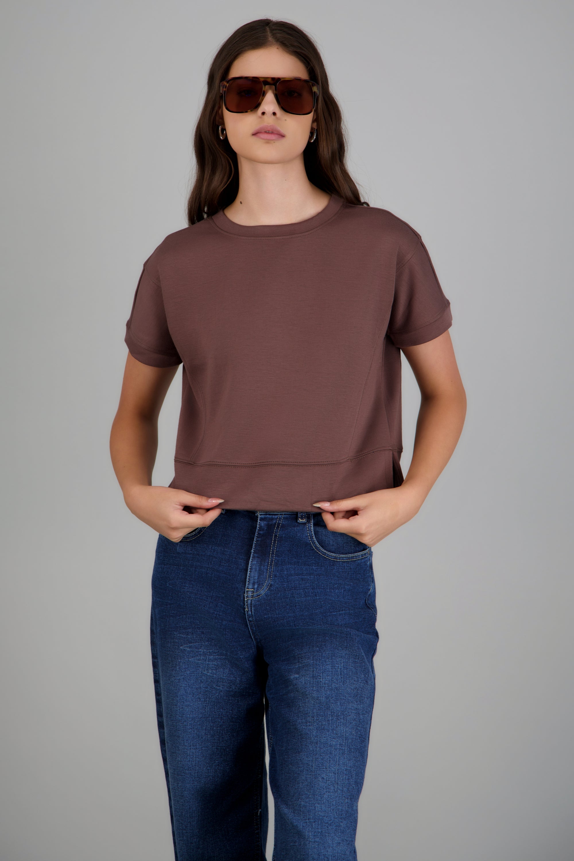 Playera básica tacto suave CAFE