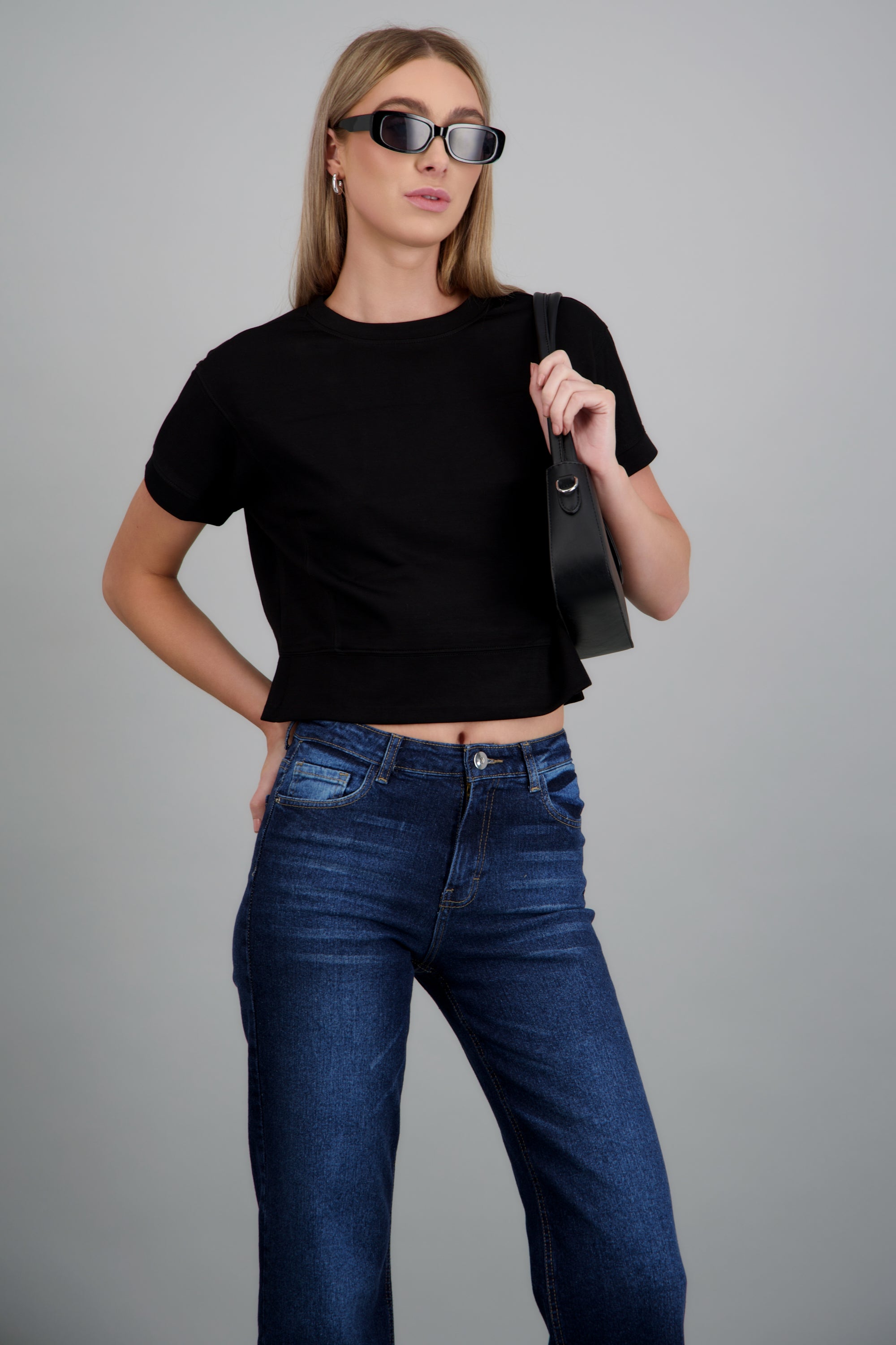 Playera básica tacto suave NEGRO