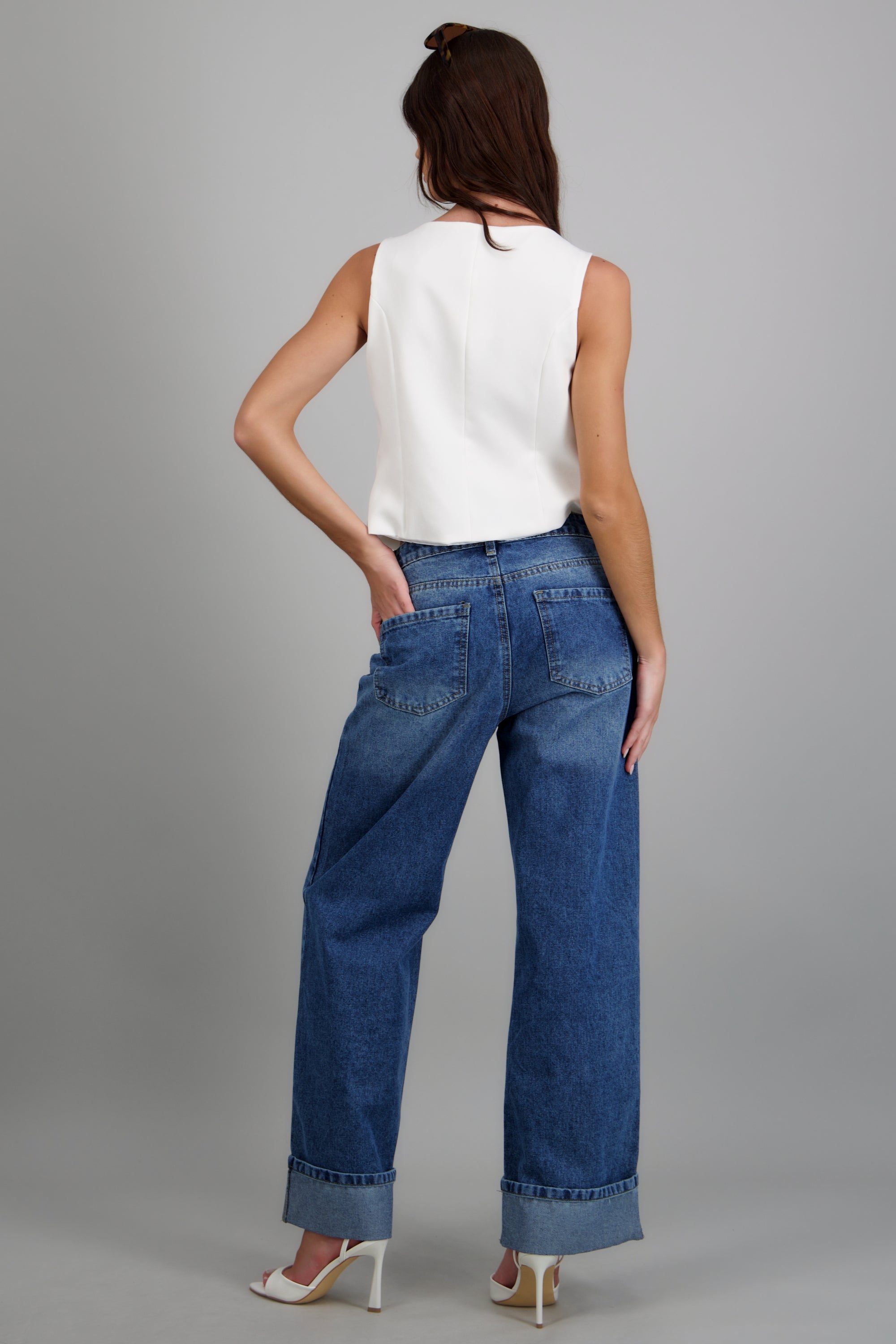 jeans straight dobladillo MEDIUM WASH