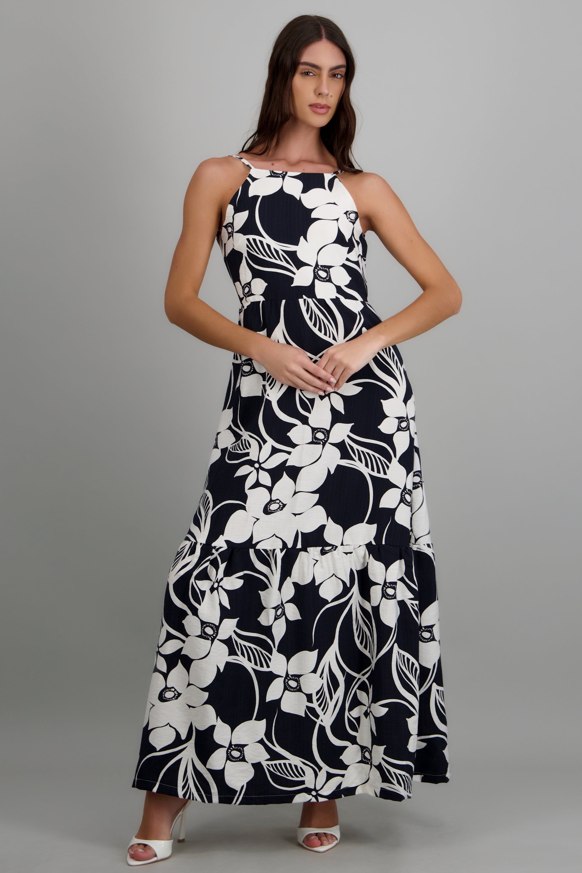Vestido maxi escote espalda estampado flores NEGRO COMBO