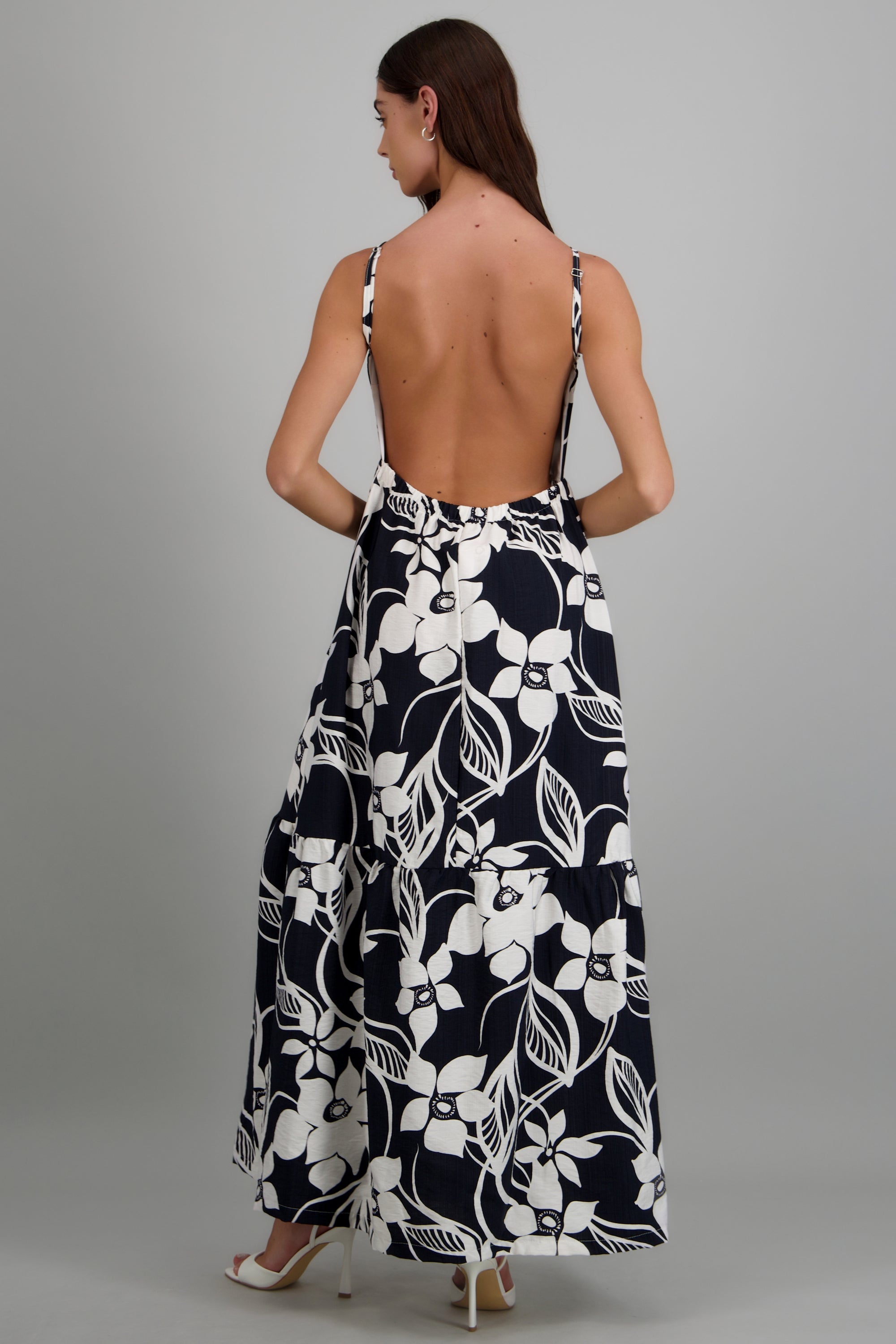 Vestido maxi escote espalda estampado flores NEGRO COMBO