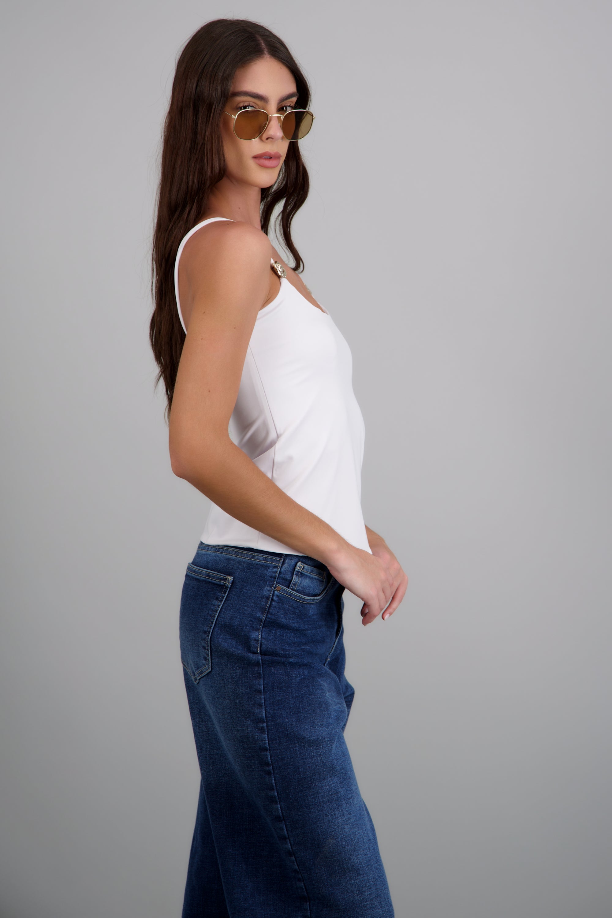 Top tirantes detalle metálico BLANCO
