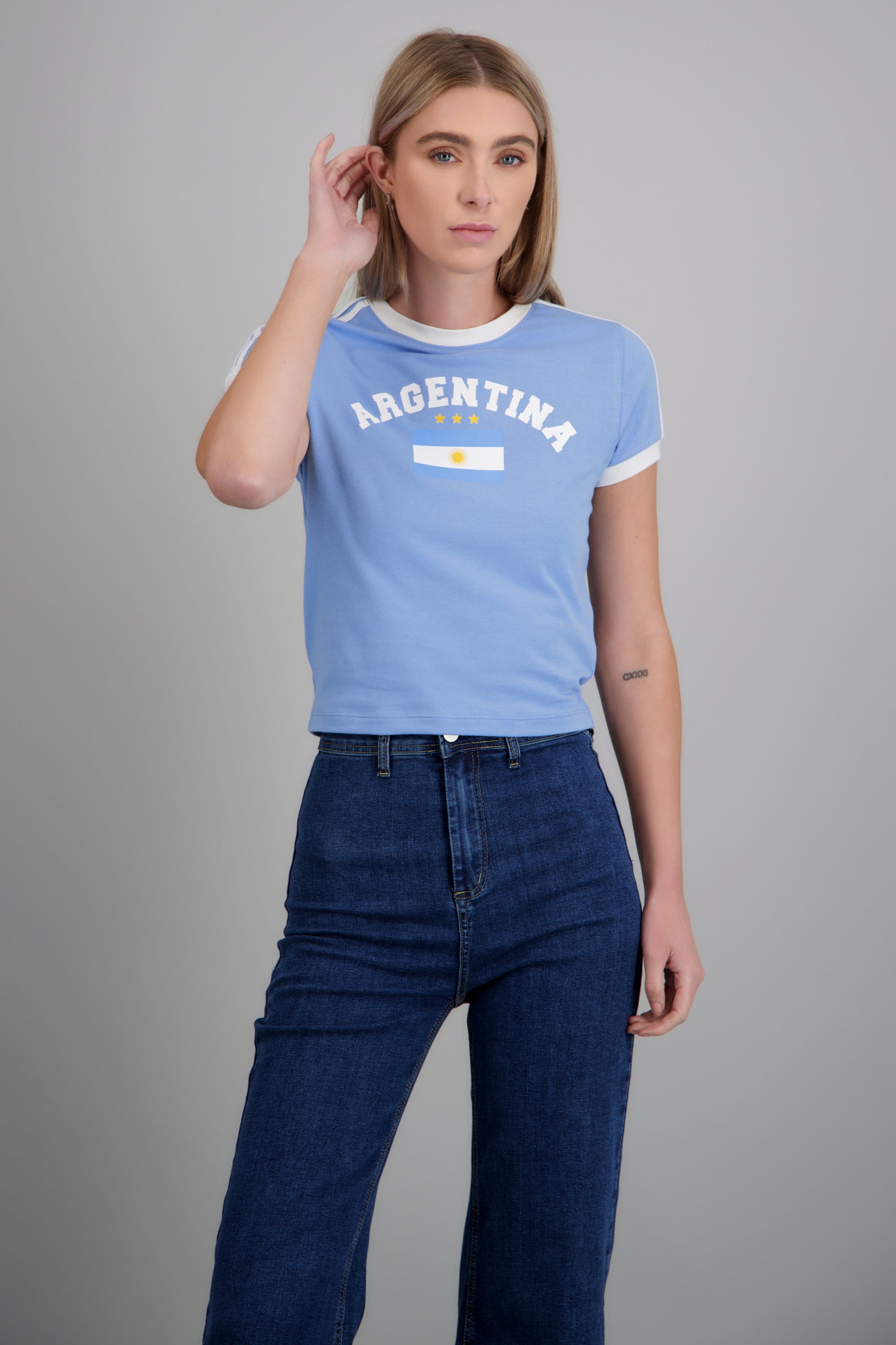 Playera corta contraste Argentina AZUL PASTEL