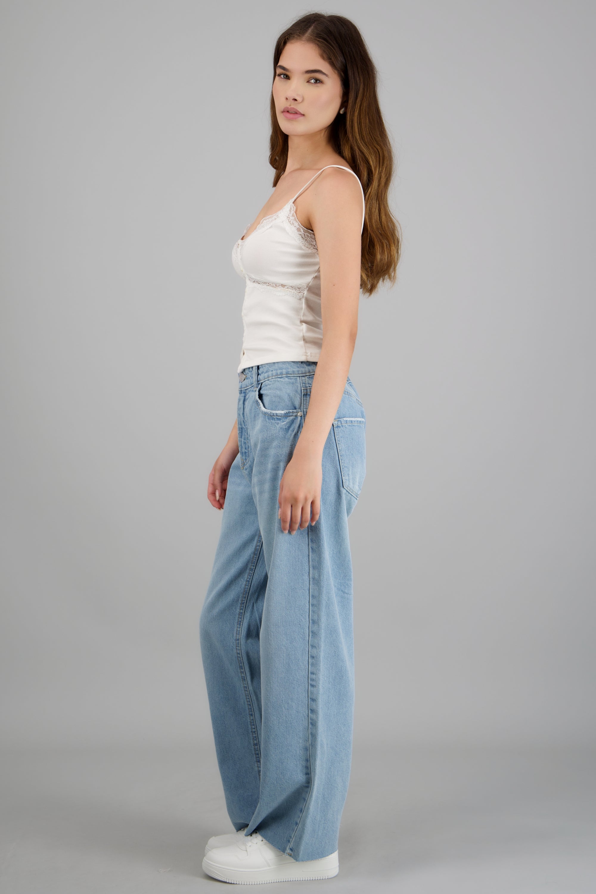 Jeans cropped mid rise básico LIGHT WASH