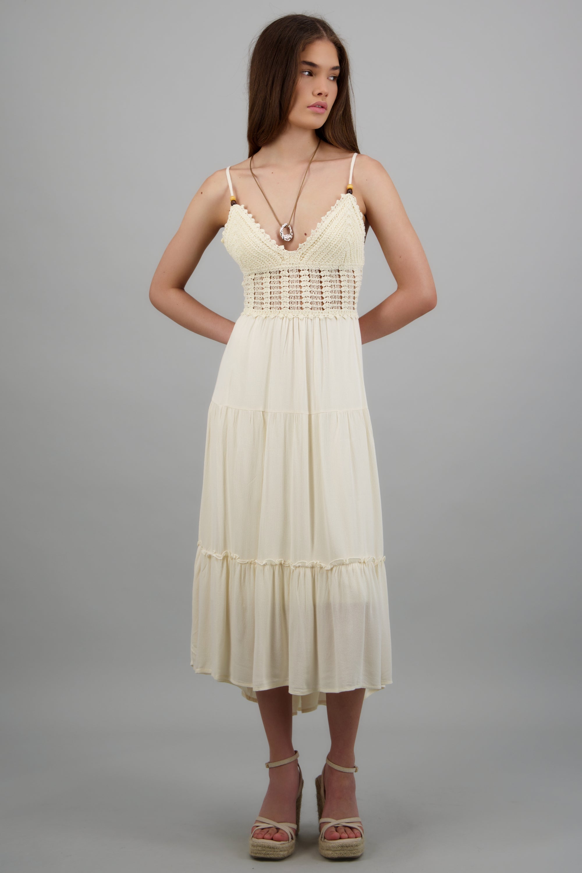 Vestido con crochet liso ARENA