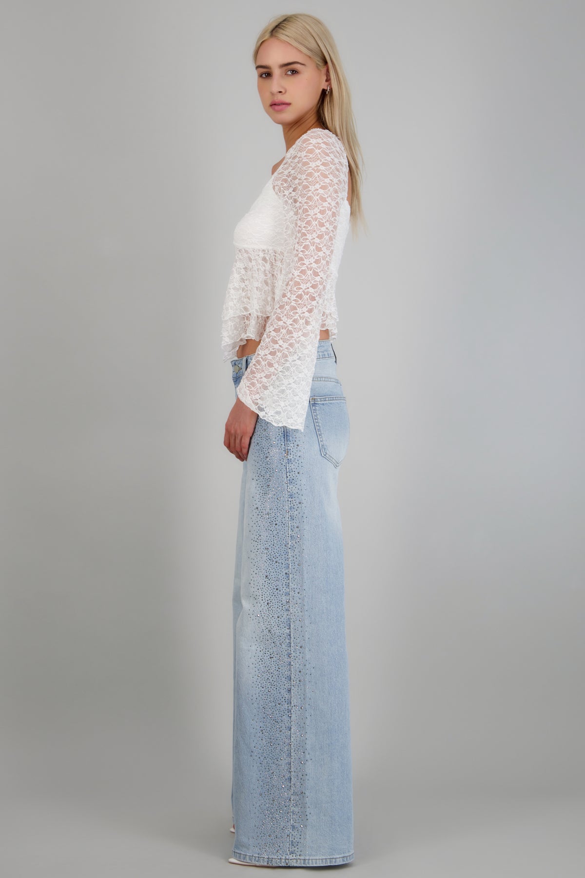 Straight wide jeans brillos costado LIGHT WASH