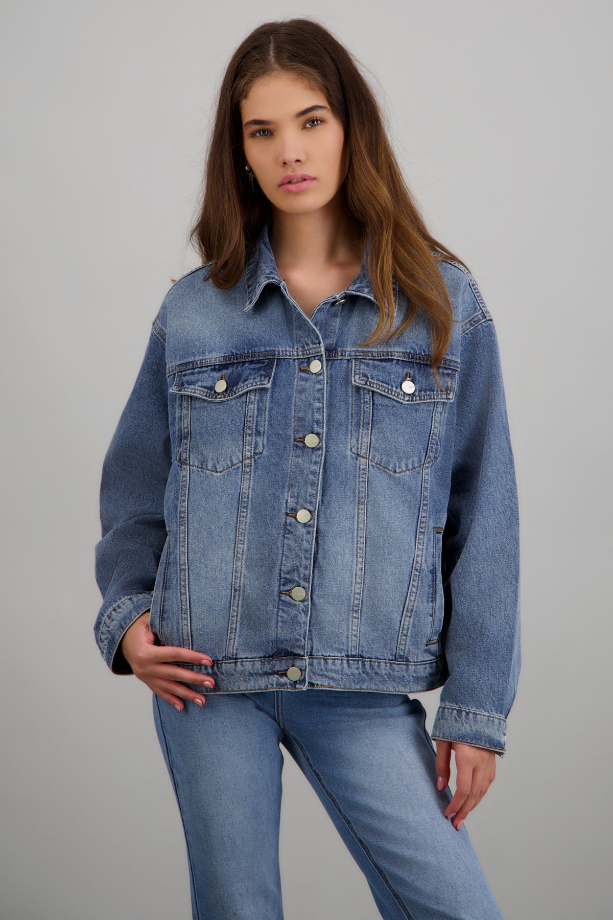 Chamarra denim básica LIGHT WASH