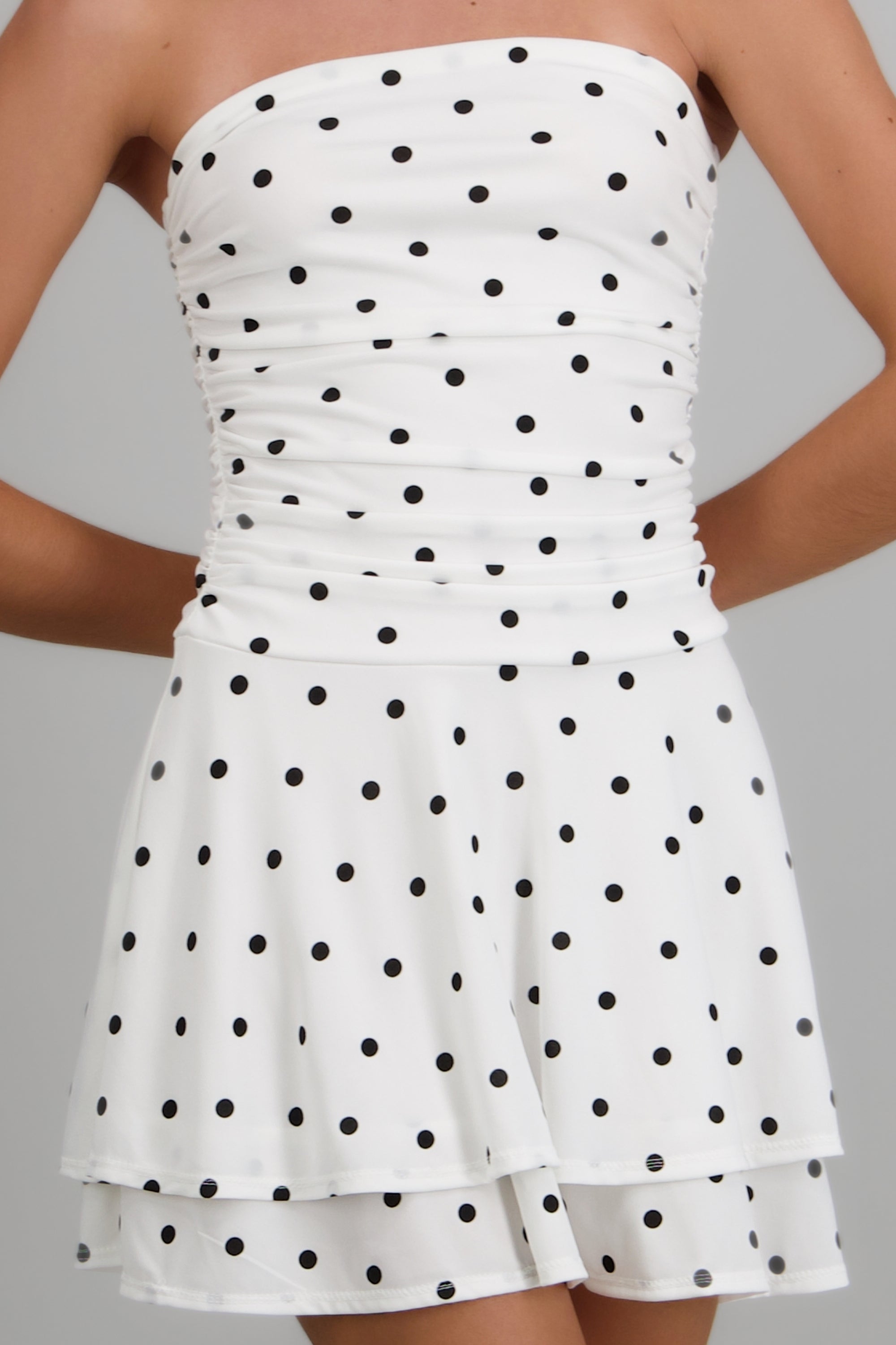 Vestido mini strapless polka dots BLANCO COMBO