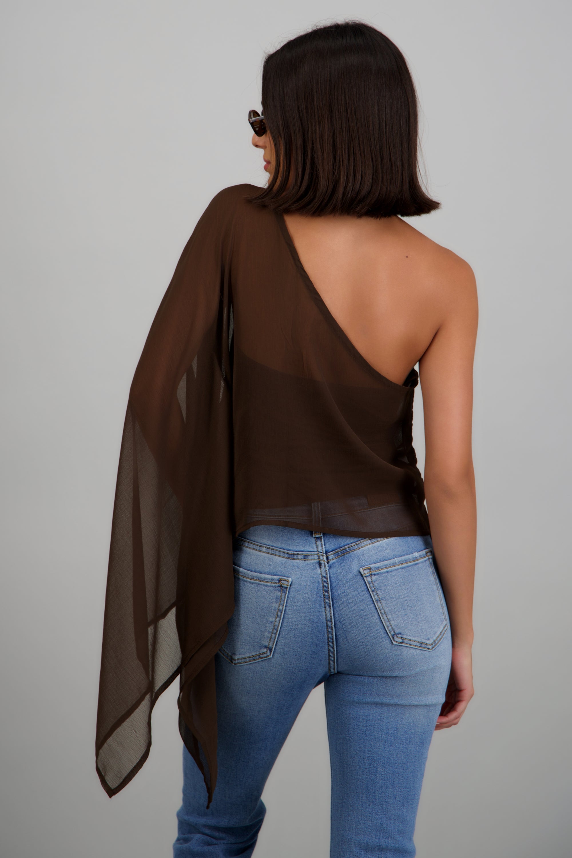 Blusa capa asimetrico CAFE OBSCURO