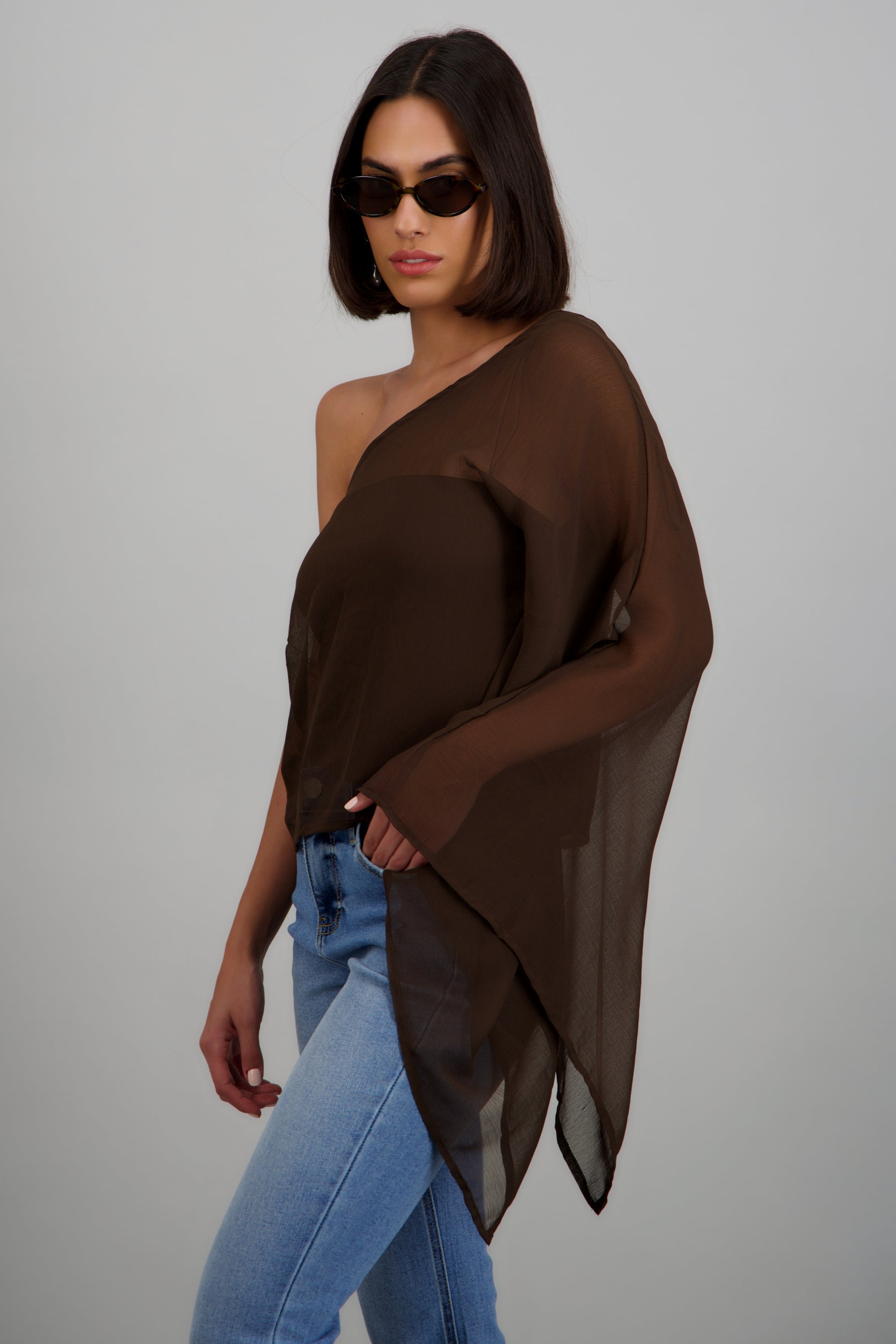 Blusa capa asimetrico CAFE OBSCURO
