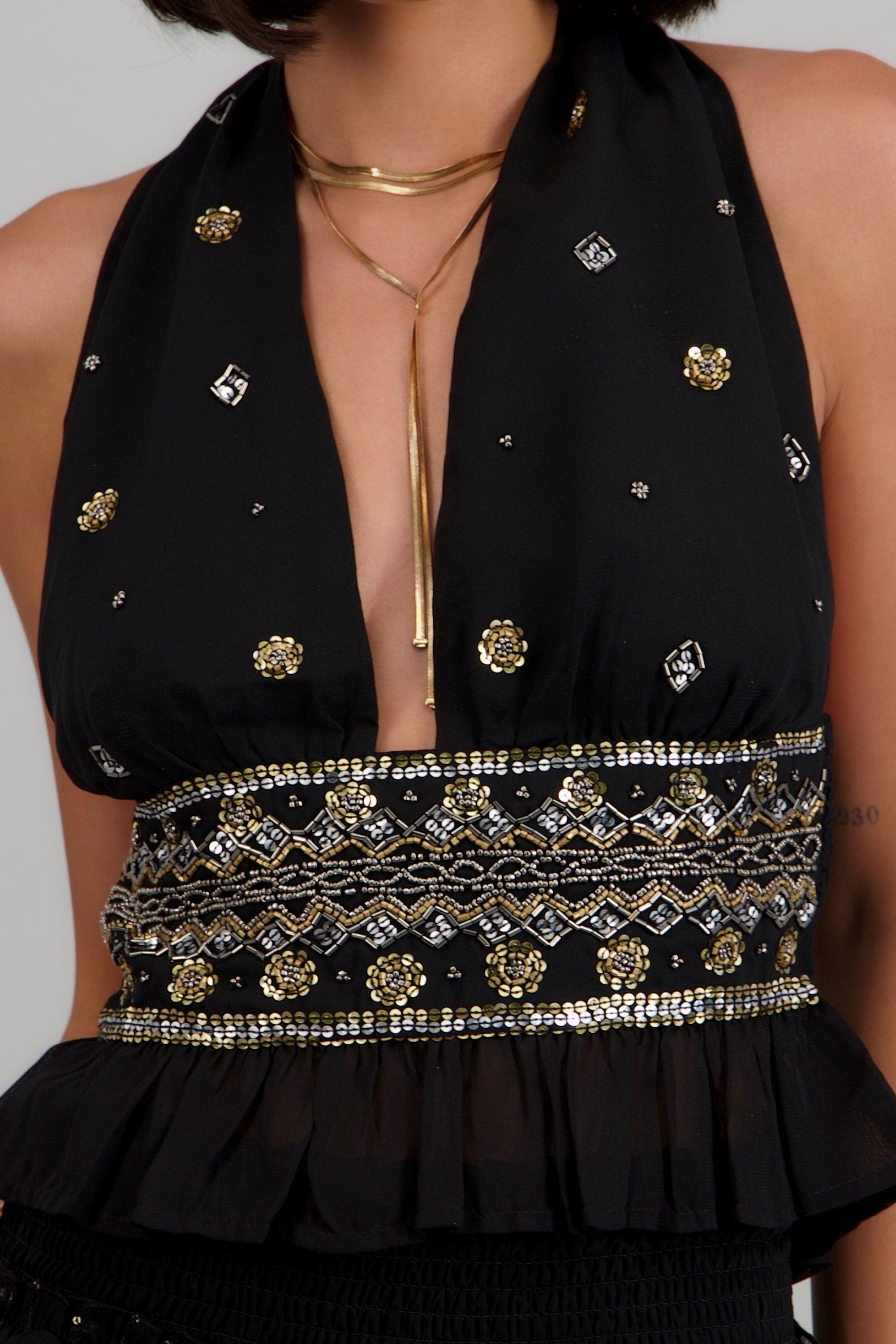 Blusa halter amarre detalle lentejuelas brillos NEGRO