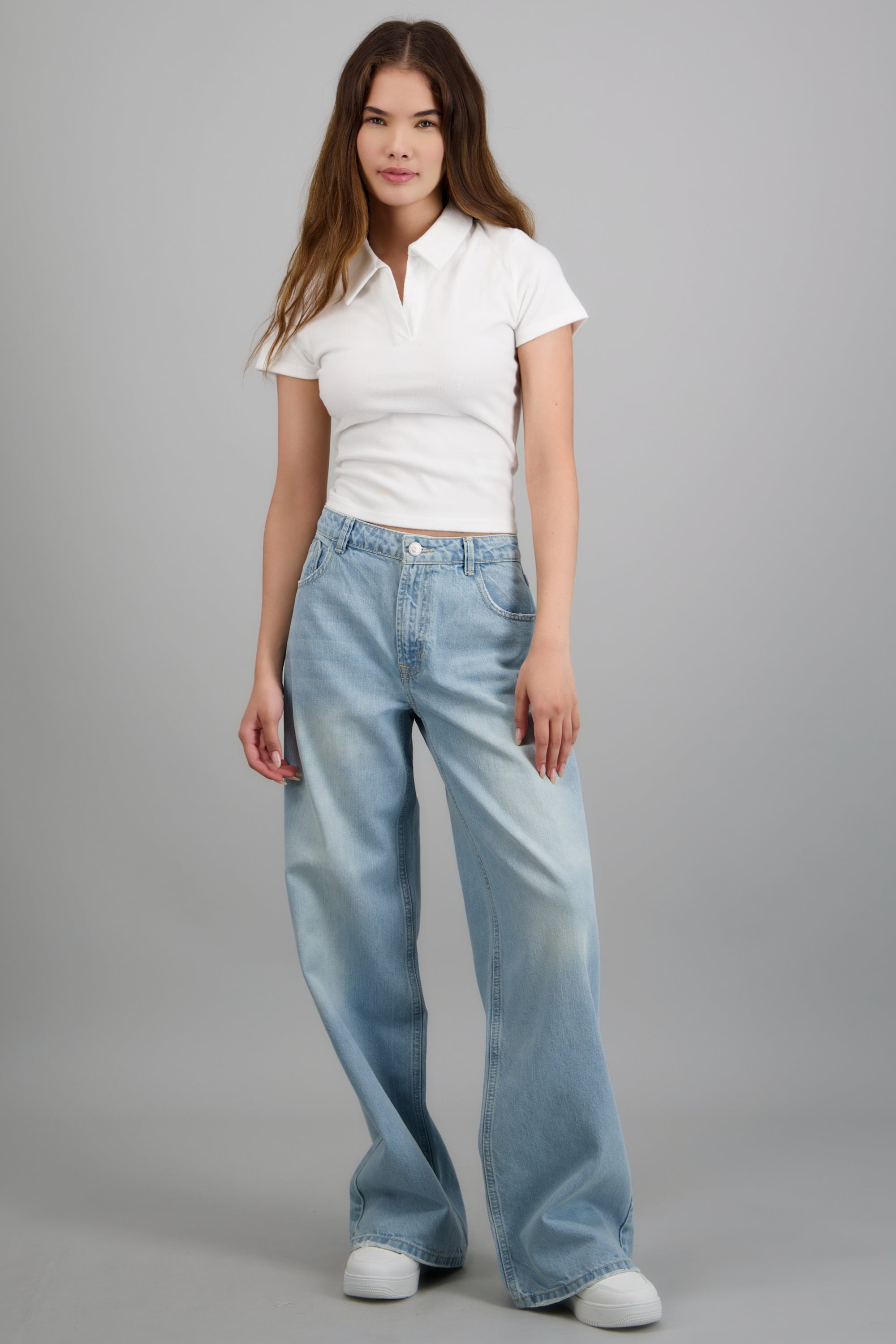 Jeans wide leg básico low rise LIGHT WASH