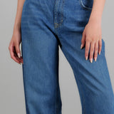 MEDIUM WASH