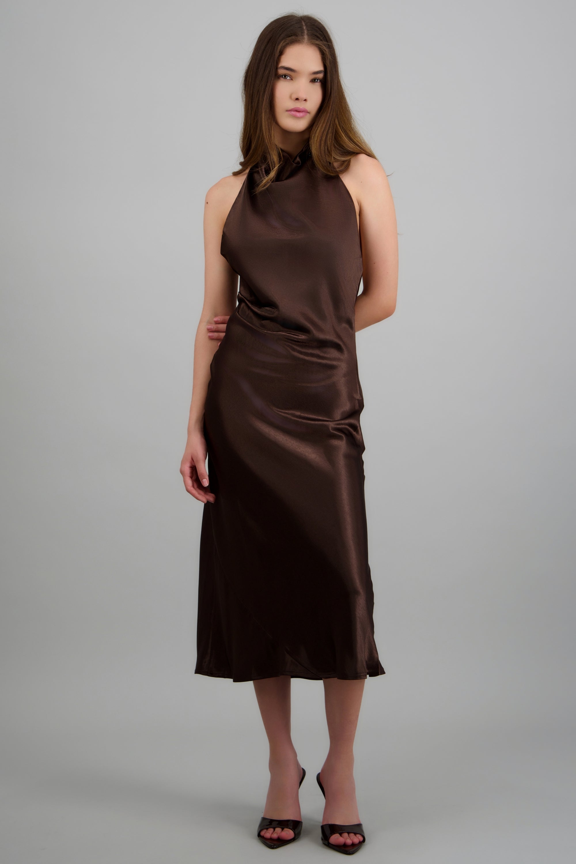 Vestido satin halter CHOCOLATE