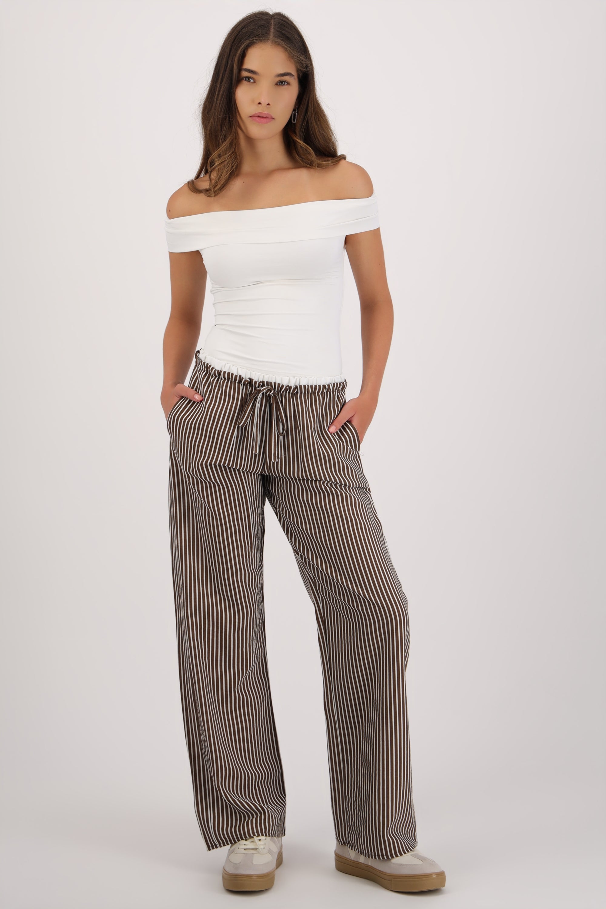 Pantalon de rayas pretina con contraste CHOCOLATE