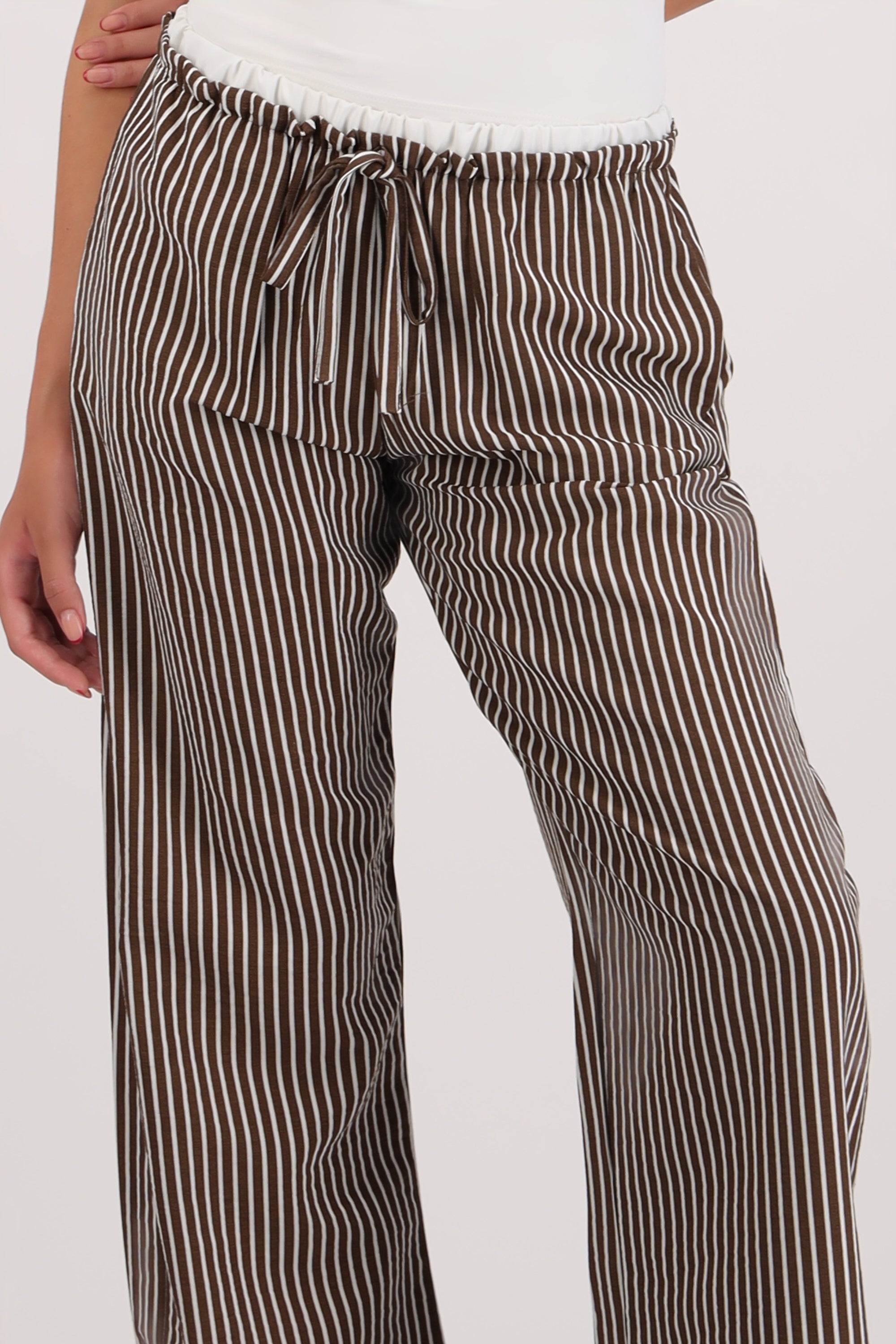 Pantalon de rayas pretina con contraste CHOCOLATE