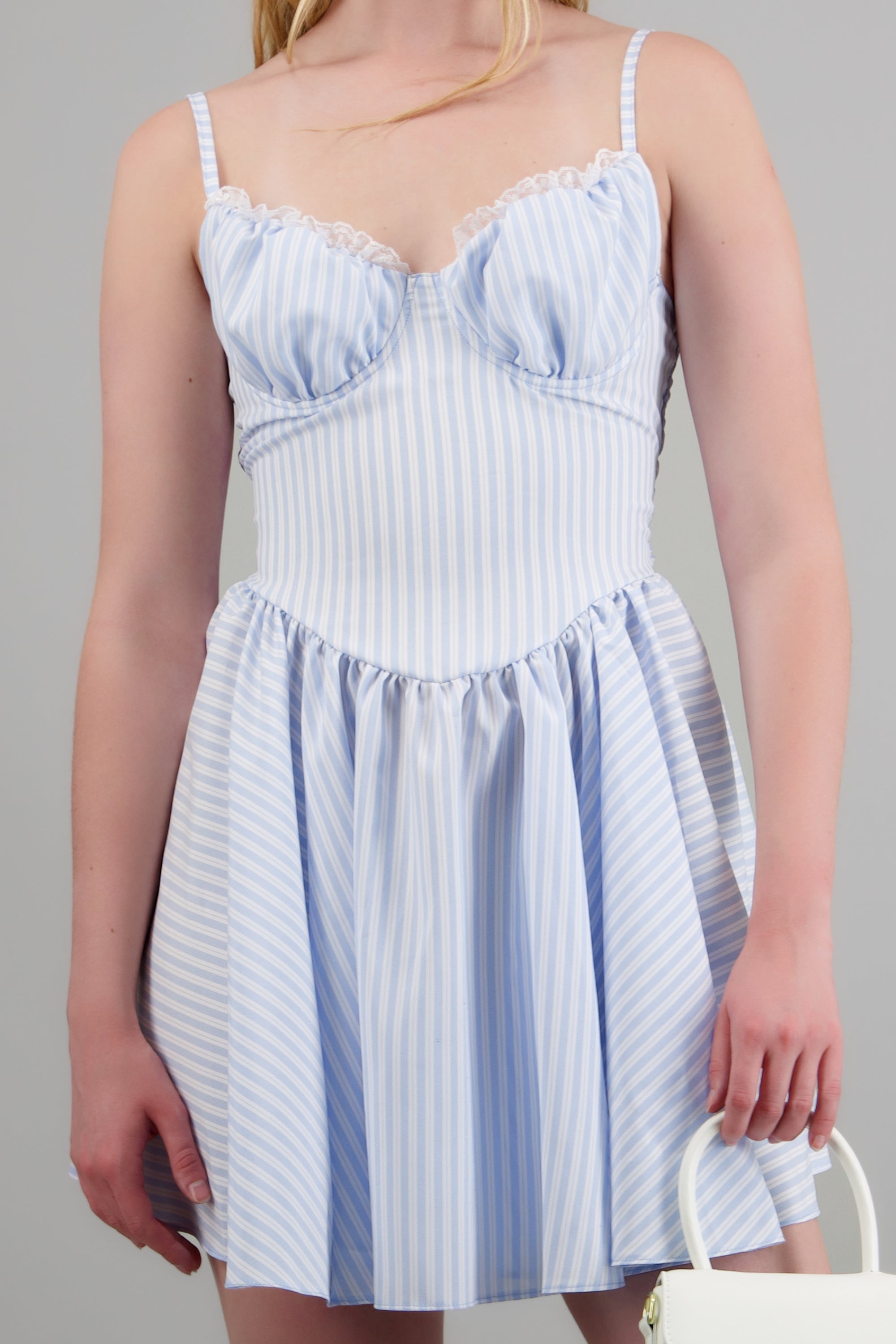 Vestido corto rayas detalle encaje AZUL COMBO